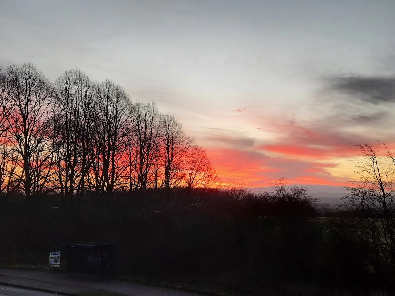 Памятник войны в Опердикке-Хенгсене, Хольцвиккеде, Германия