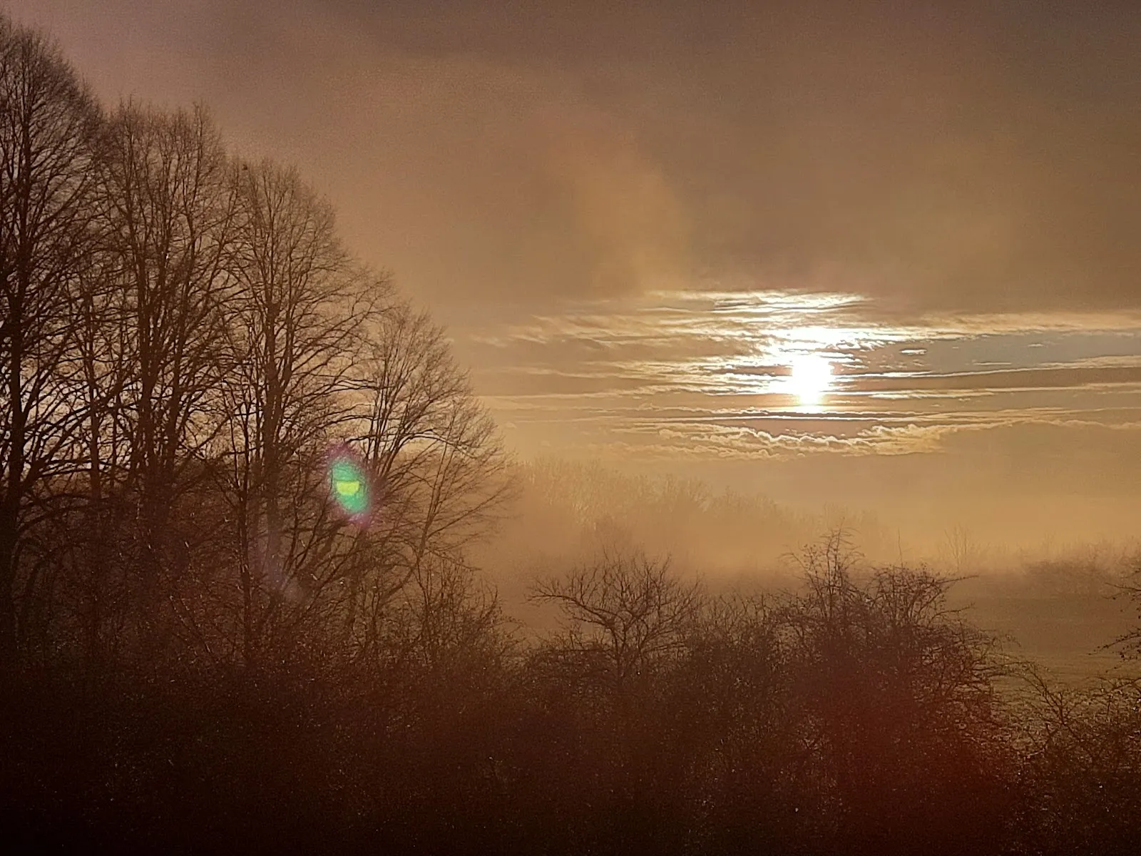 Памятник войны в Опердикке-Хенгсене, Хольцвиккеде, Германия