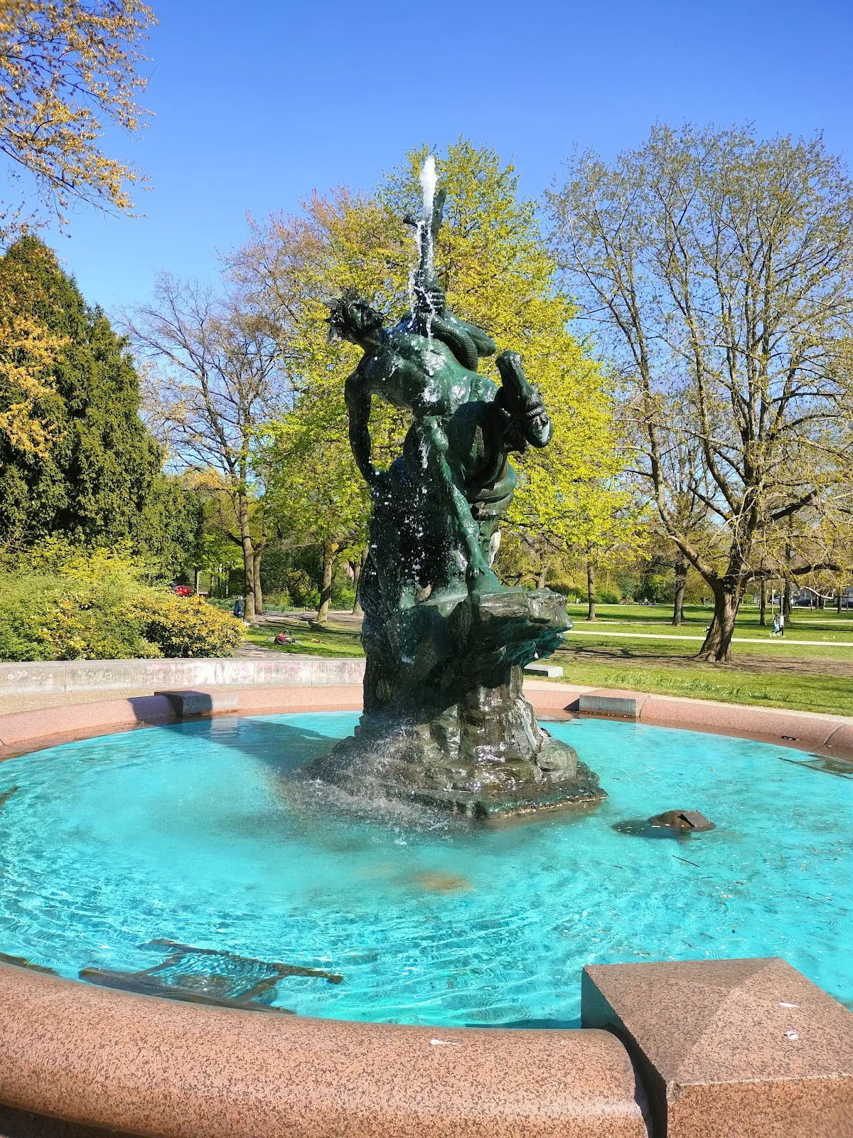 Парк Нойштадтсвалланлаген - Лейбницплац