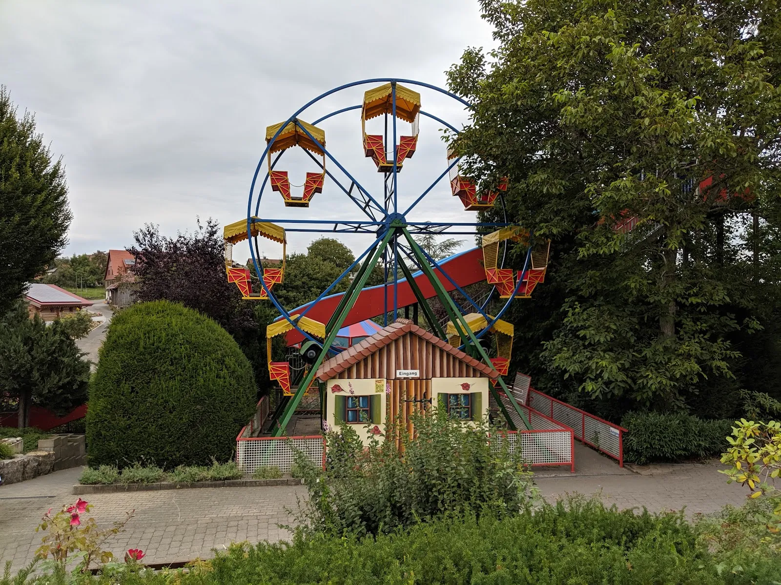 Парк Швабен в Кайзерсбахе, Германия