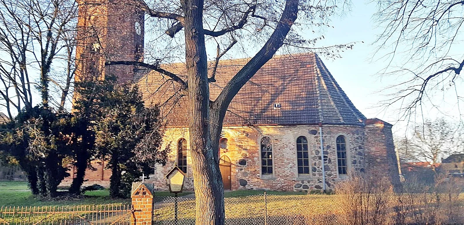 Приходская церковь в Павесине, Германия