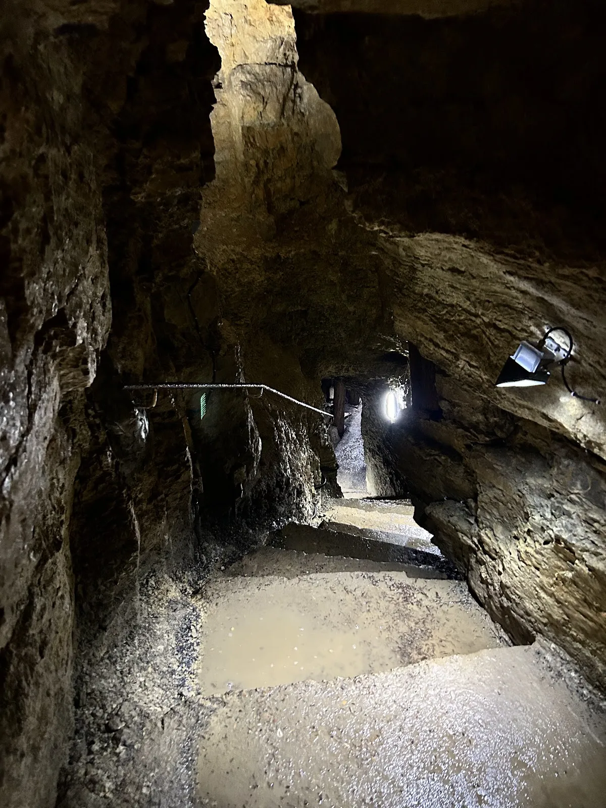 Вход в Пещеру Дьявола в Штайнау, Германия