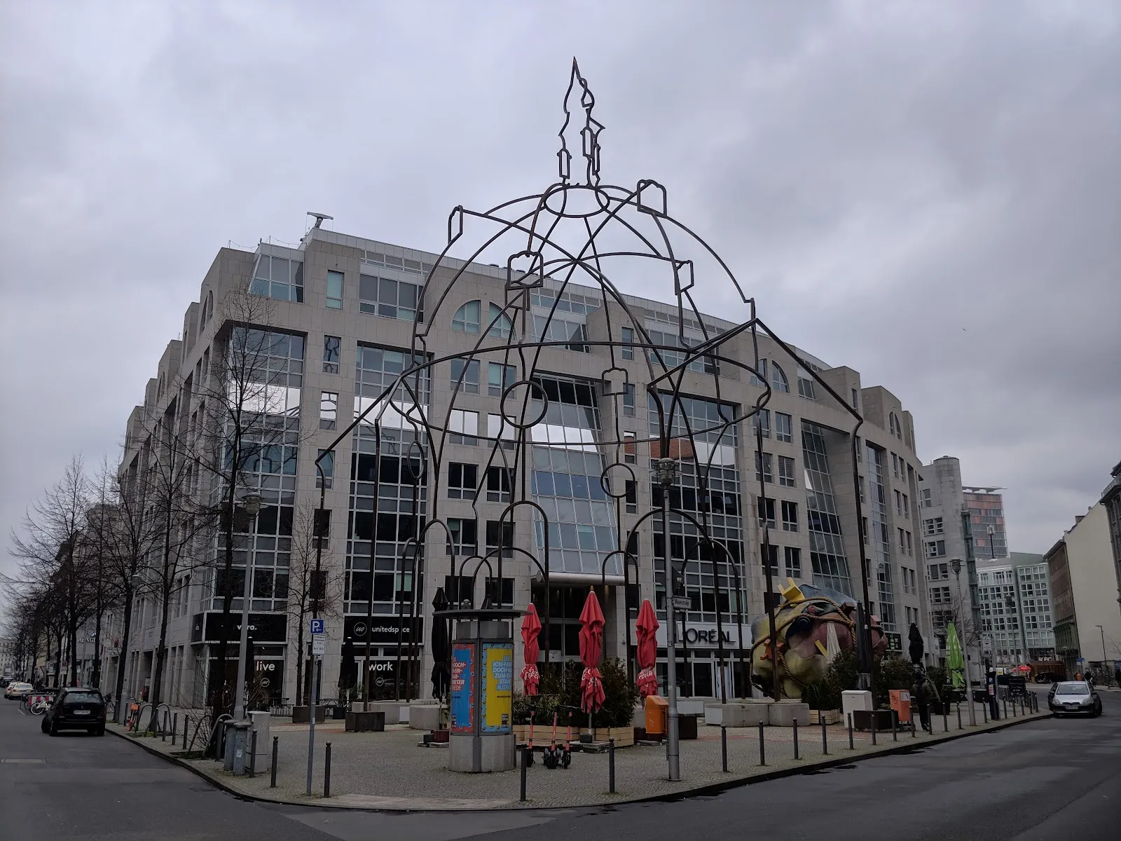 Площадь Церкви Святой Елизаветы в Берлине, Германия