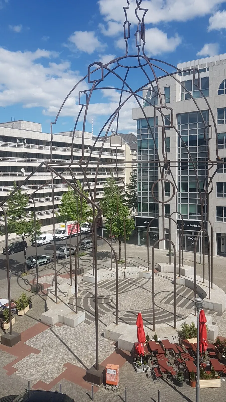 Площадь Церкви Святой Елизаветы в Берлине, Германия