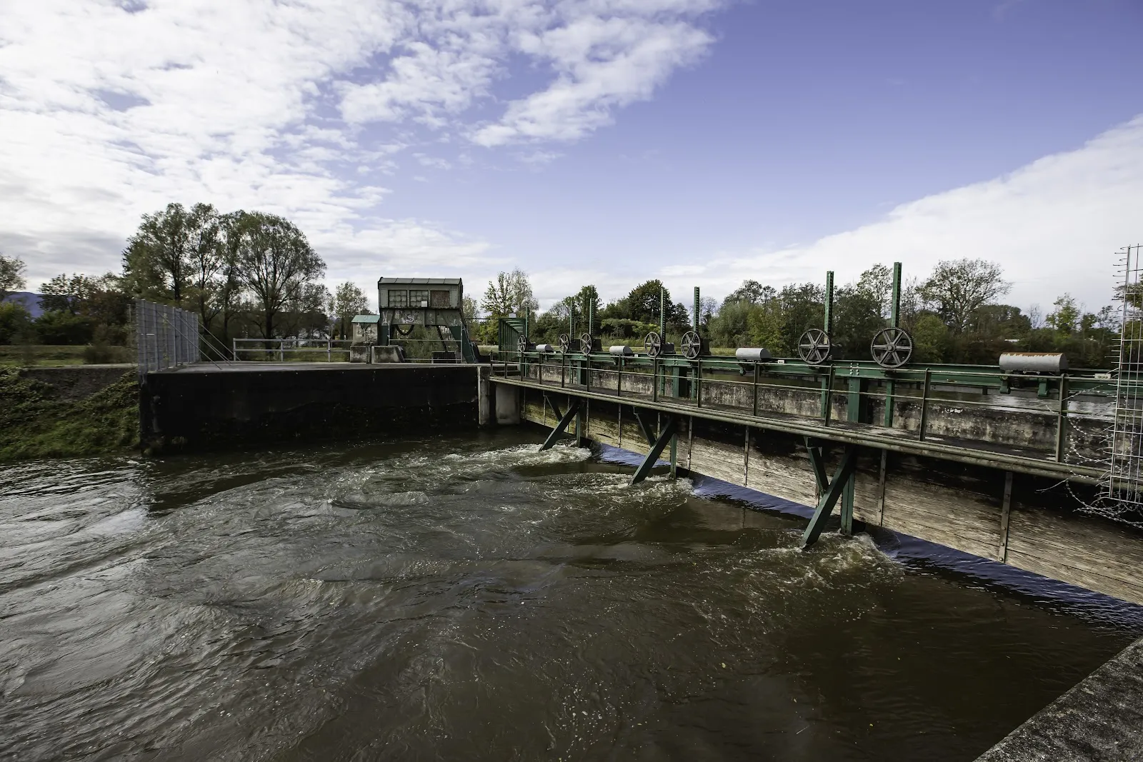 Плотина Мангфаль