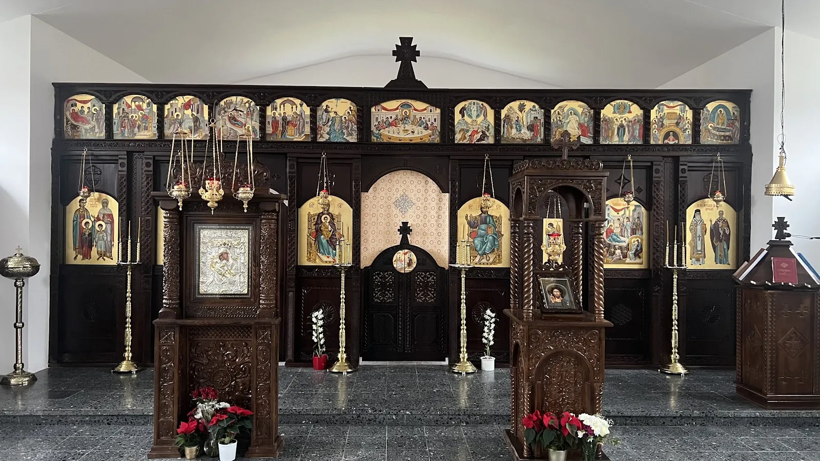 Православная церковь Рождества Богородицы в городе Эсслинген, Германия