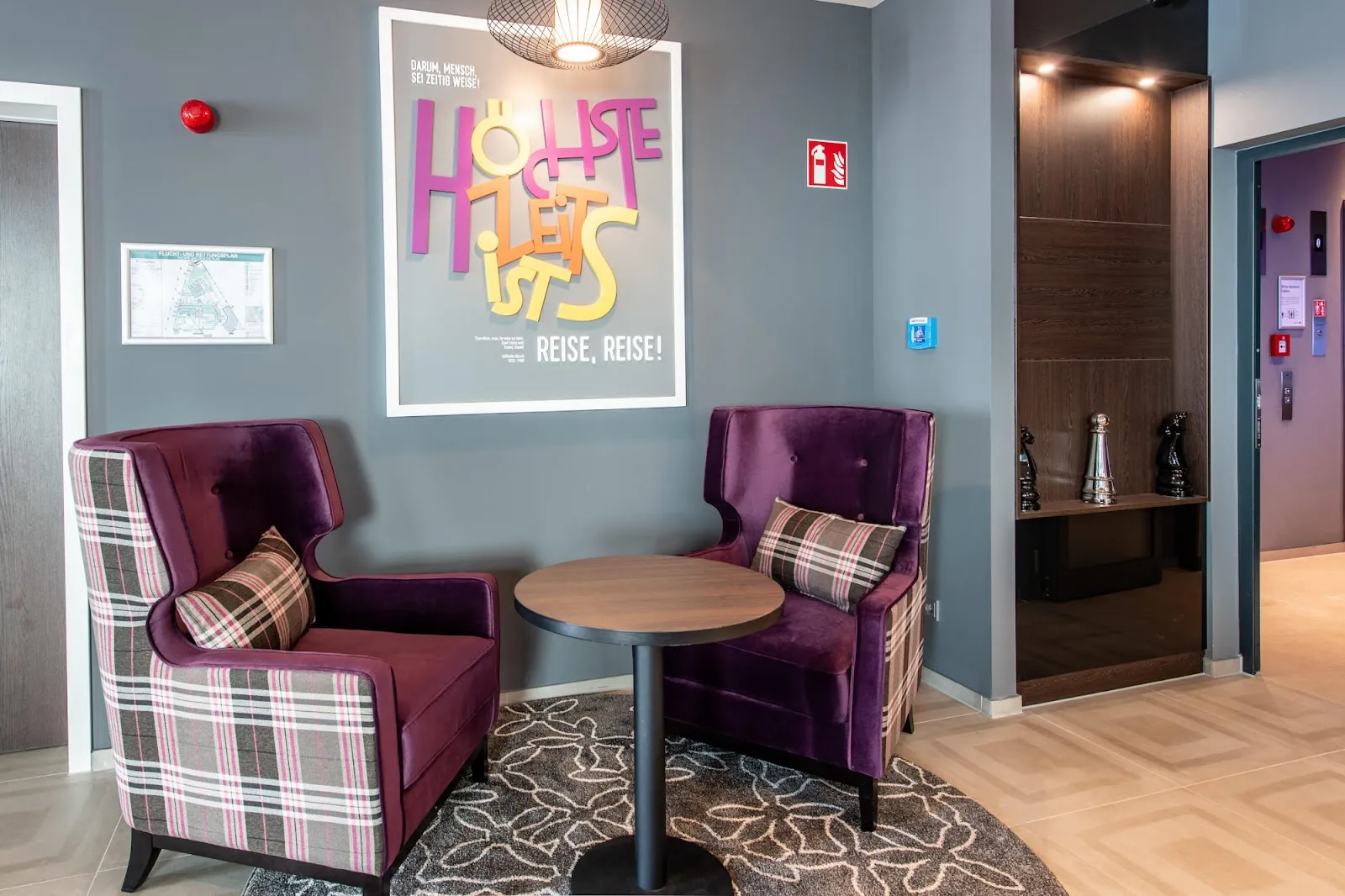 Внешний вид отеля Premier Inn Stuttgart City Centre