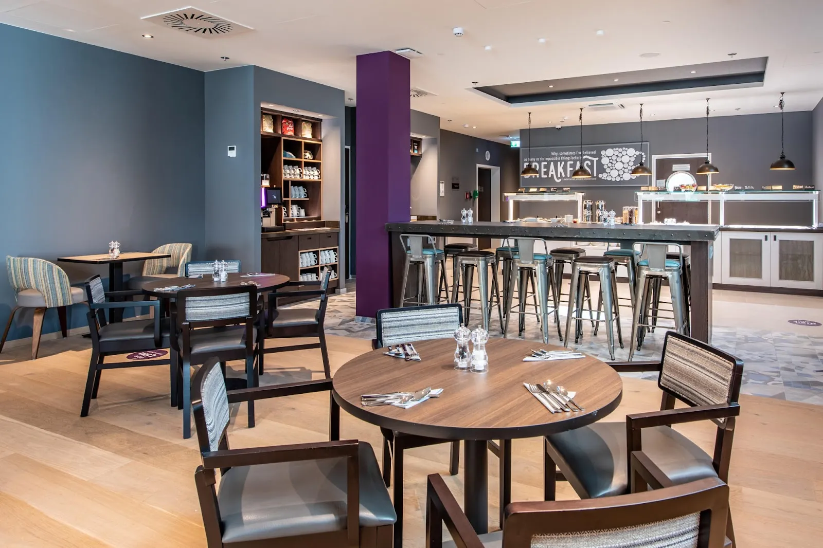 Внешний вид отеля Premier Inn Stuttgart City Centre