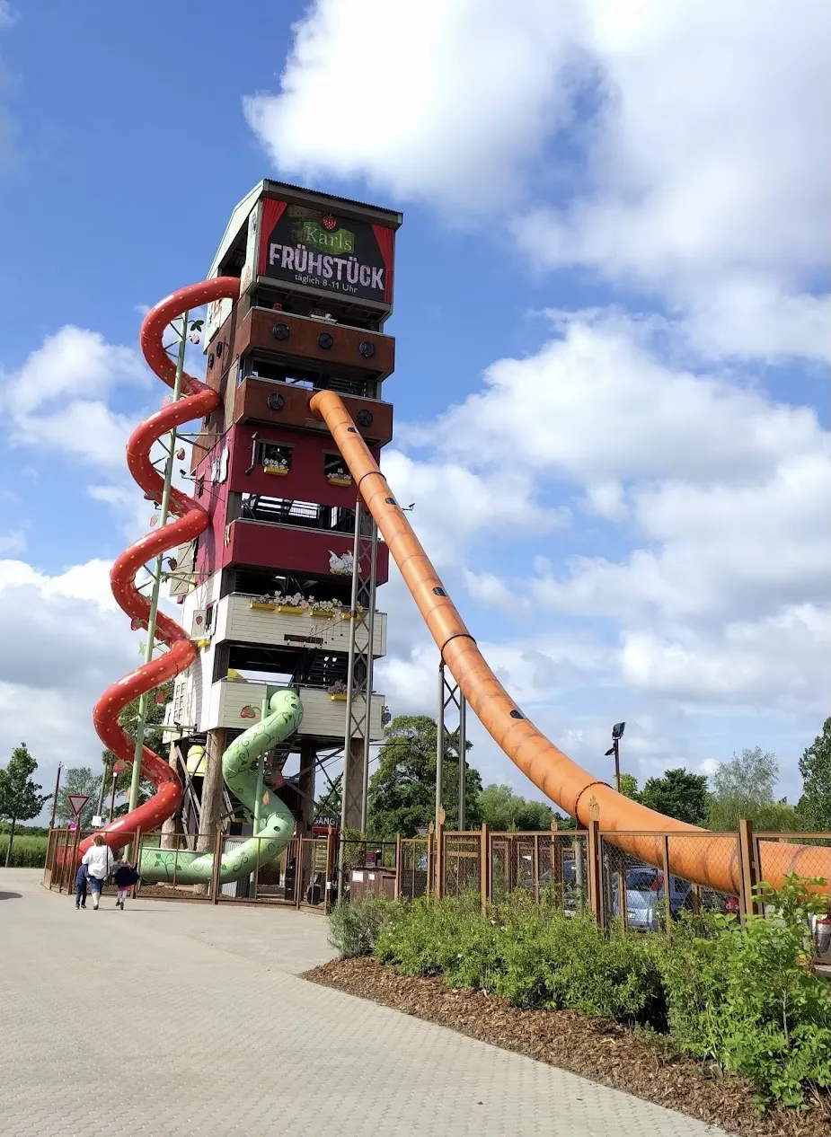 Развлекательная деревня Карла Рёверсхаген