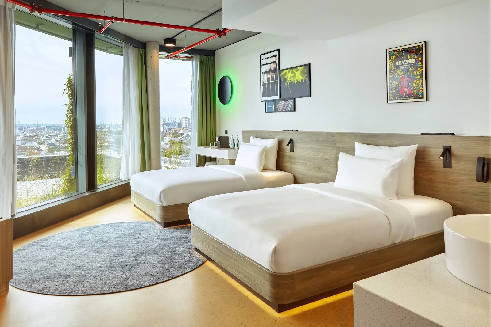 REVERB by Hard Rock Hamburg — интерьер концертной площадки