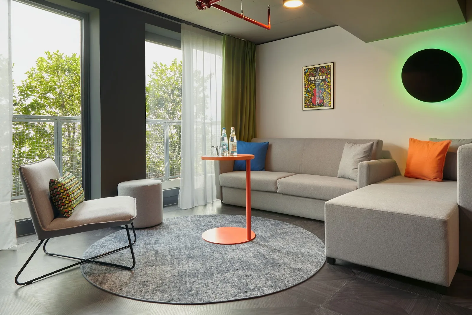 REVERB by Hard Rock Hamburg — интерьер концертной площадки