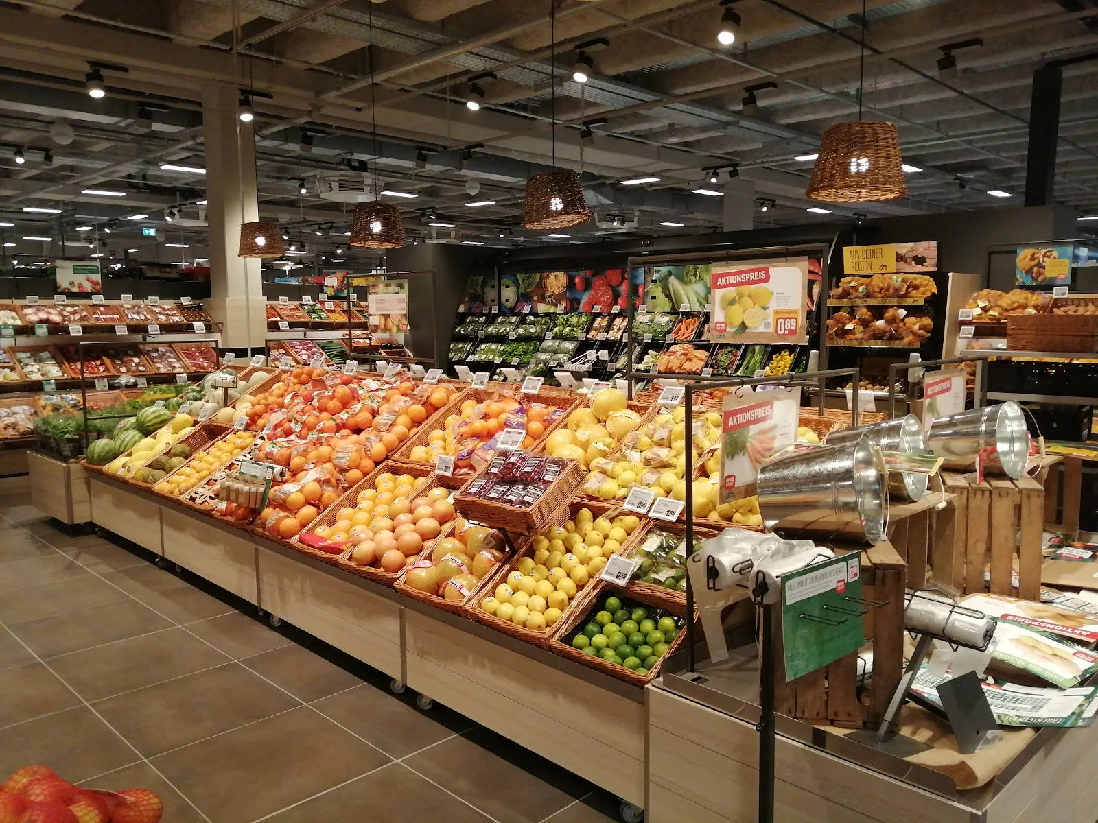 Торговый центр Роланд-Центр в Бремене