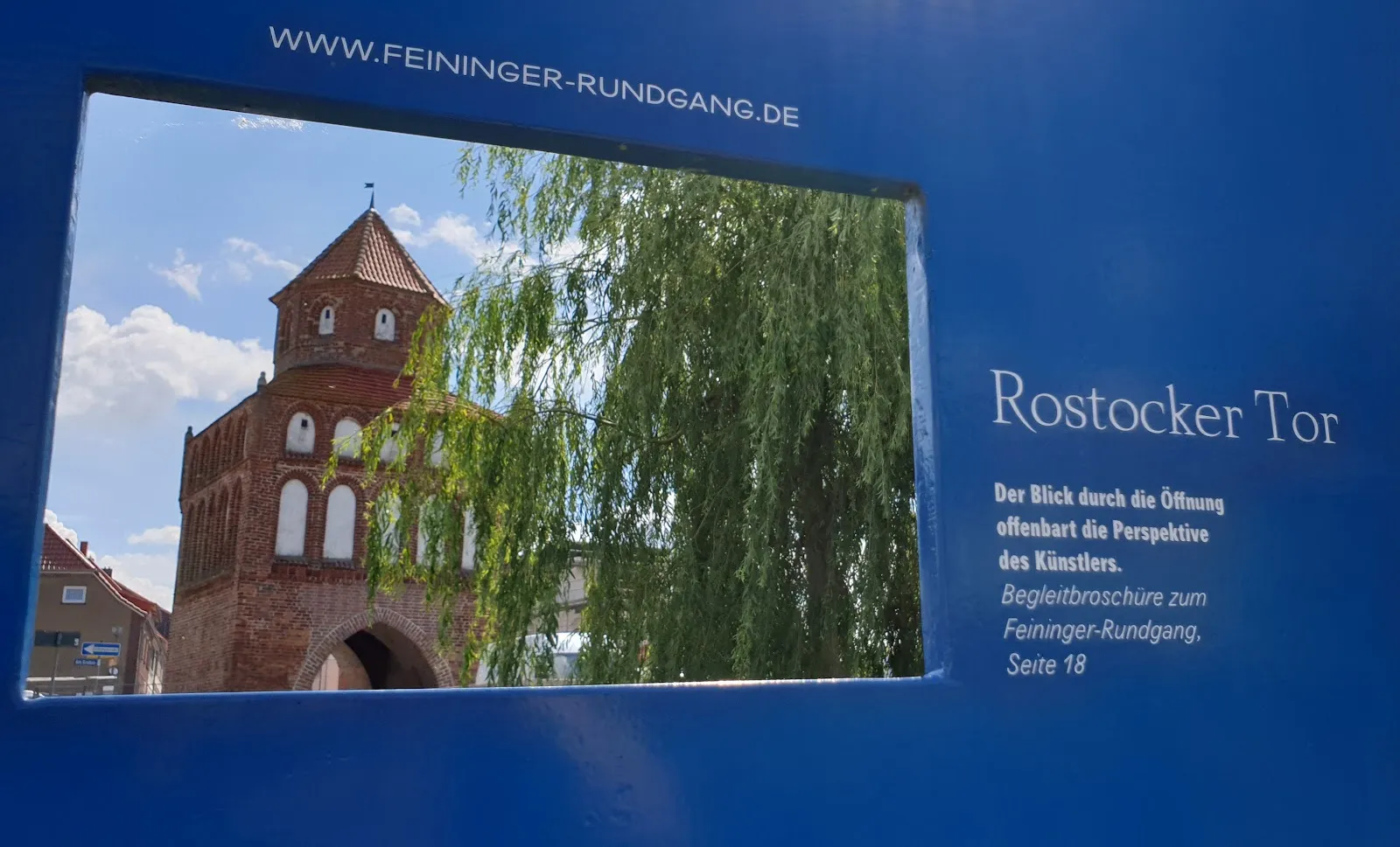 Вид на Ростокские ворота в Рибниц-Дамгартене, Германия