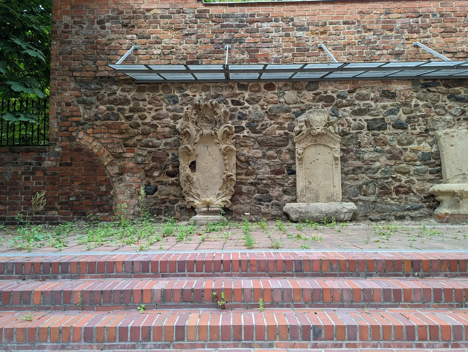 Руины Францисканского монастыря в Берлине