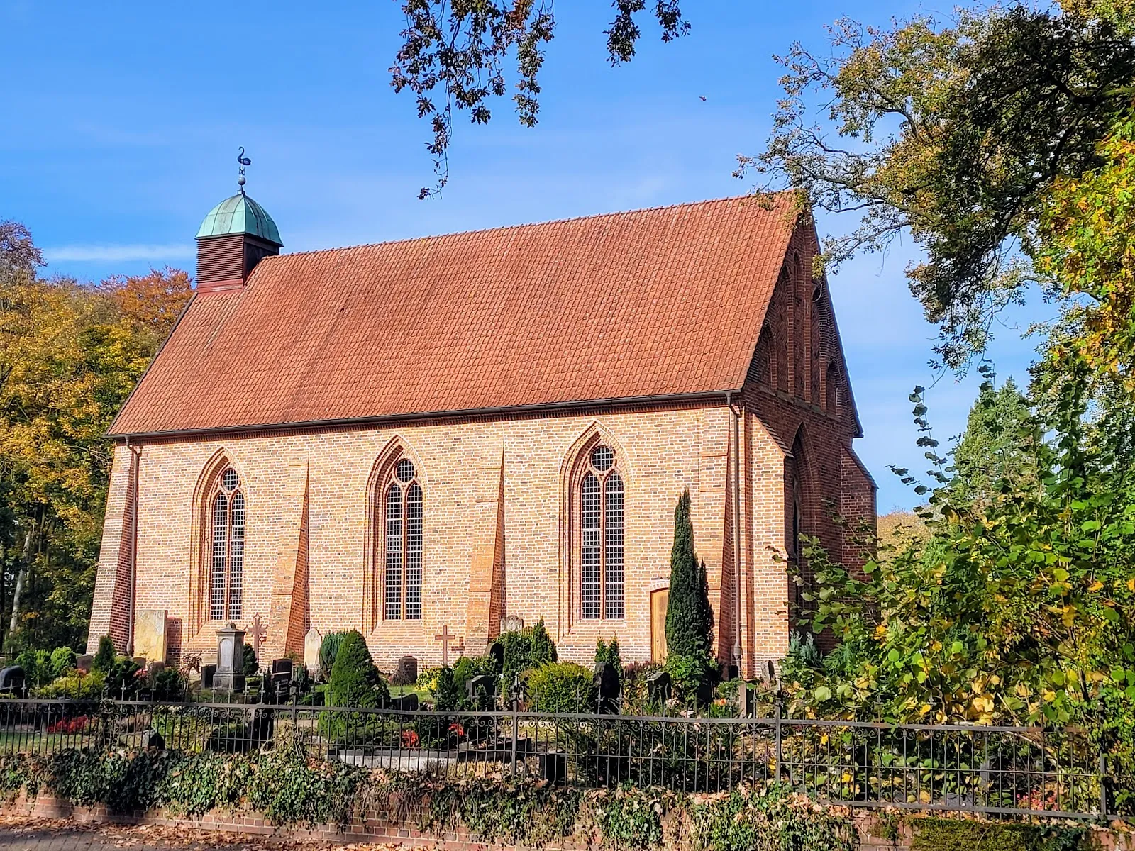 Руины монастыря Хюде