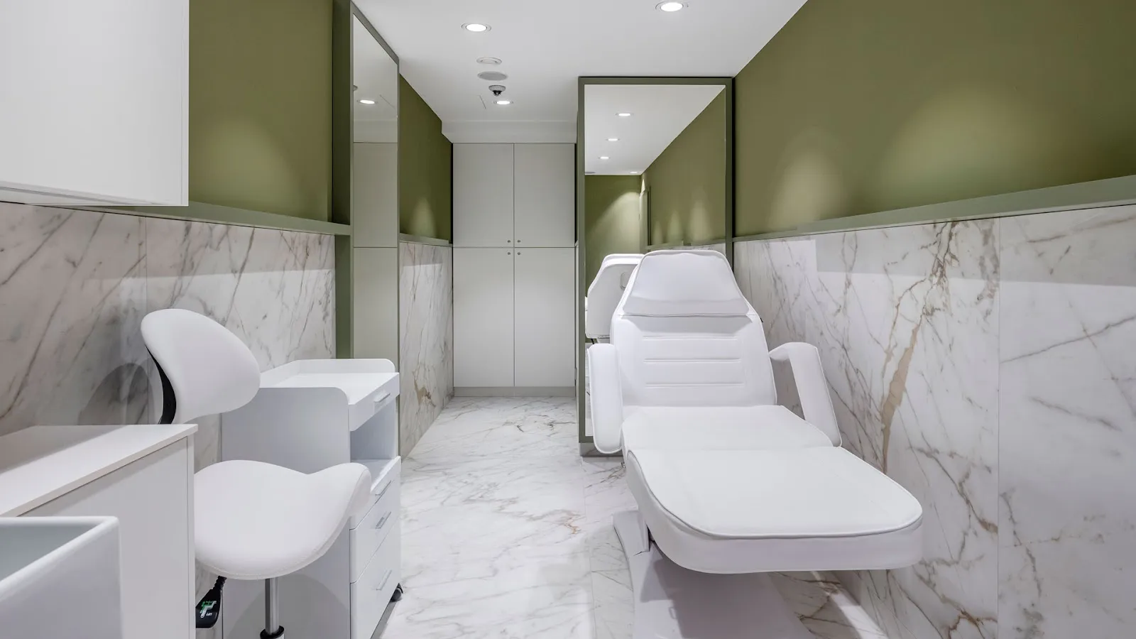 Саботёр Штёре унд Пирсингстудио Гамбург