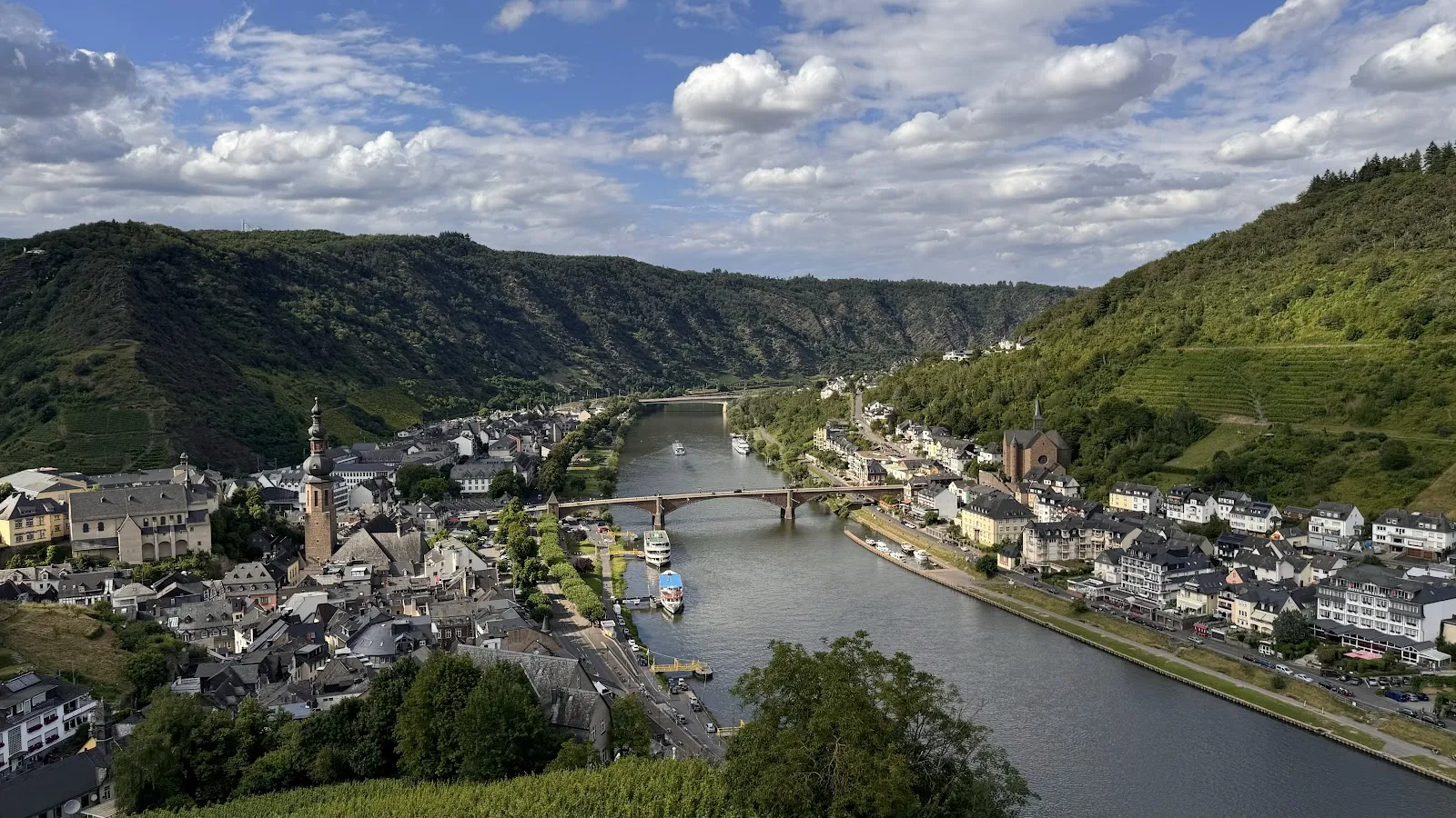 Садовый ландшафт у Императорского замка