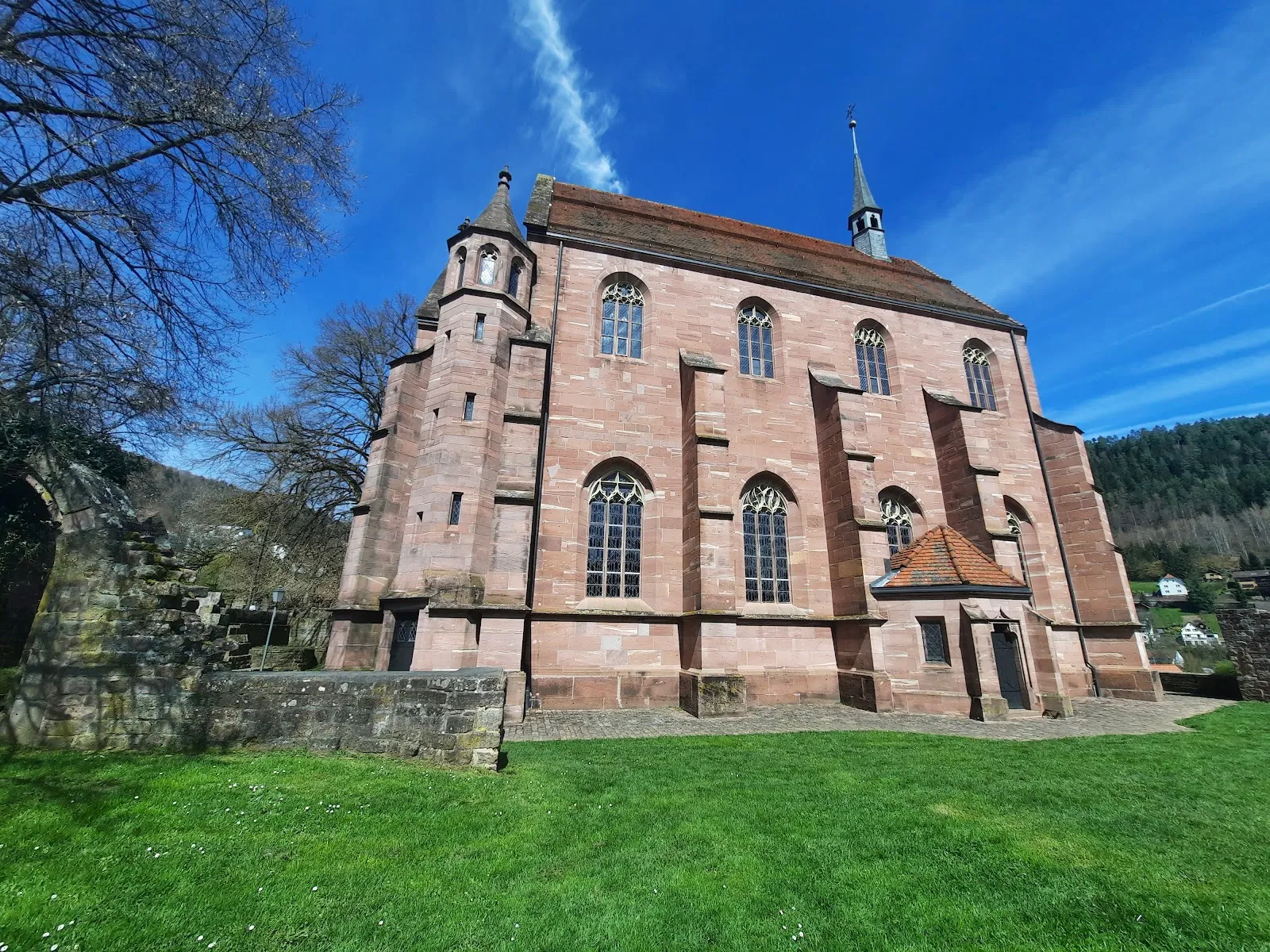 Охотничий замок Хирзау, вид снаружи