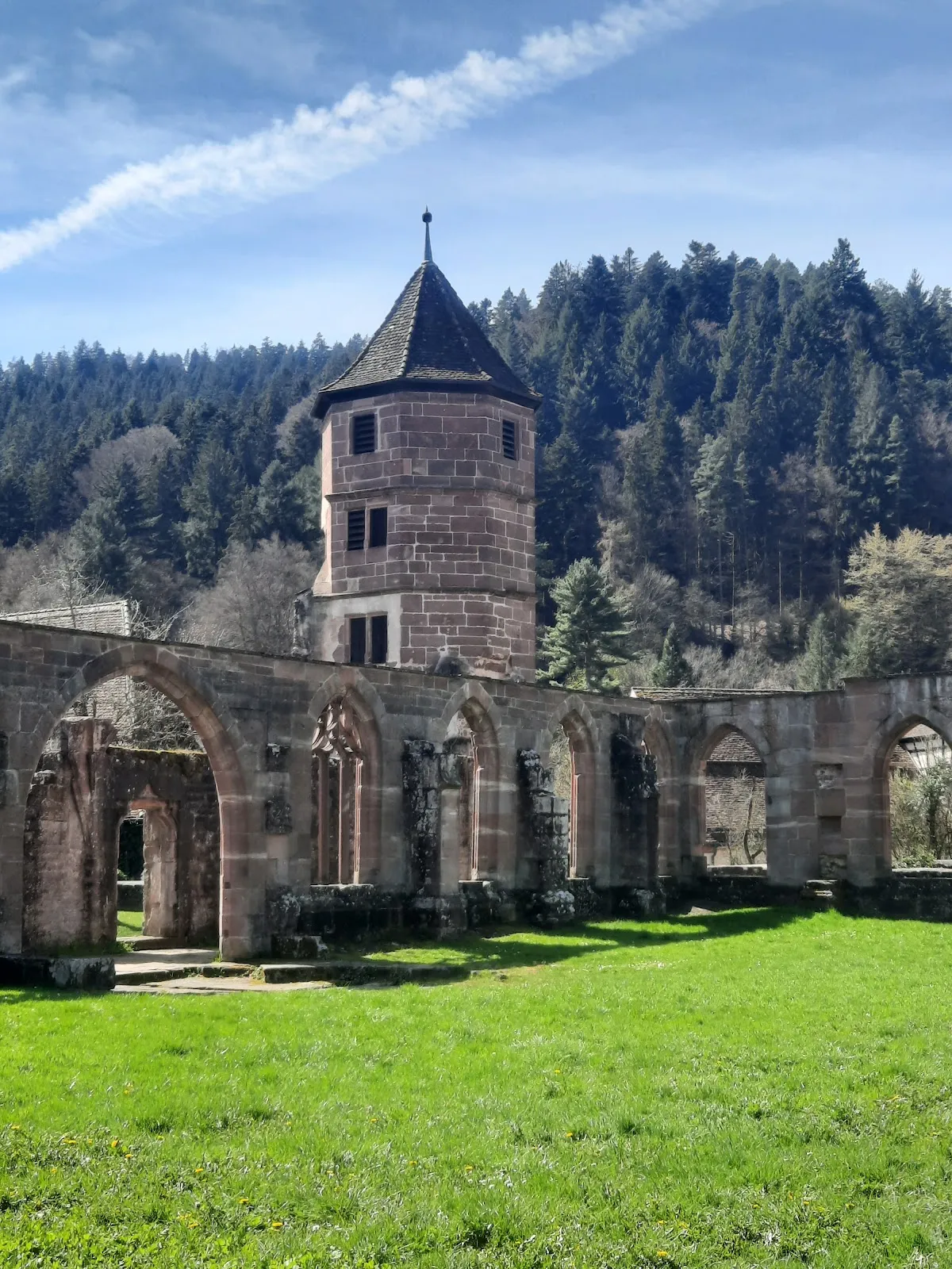 Охотничий замок Хирзау, вид снаружи