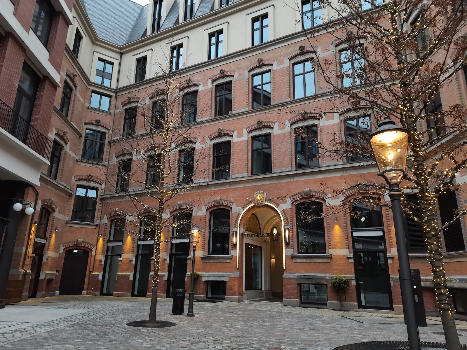 Исторический комплекс зданий Штадтхёфе в Гамбурге