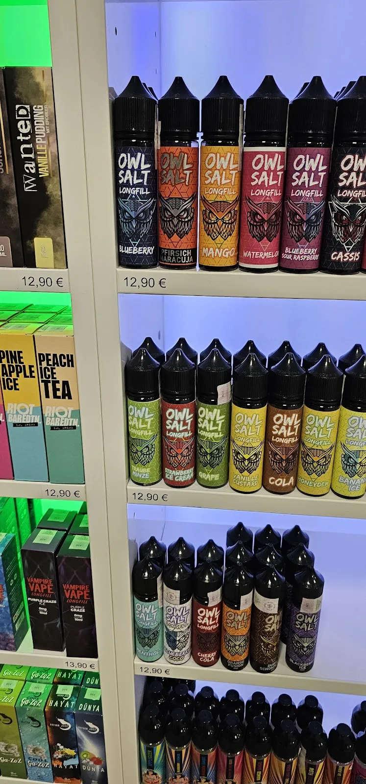 Интерьер кафе-магазина Steam-Time в Бранденбурге