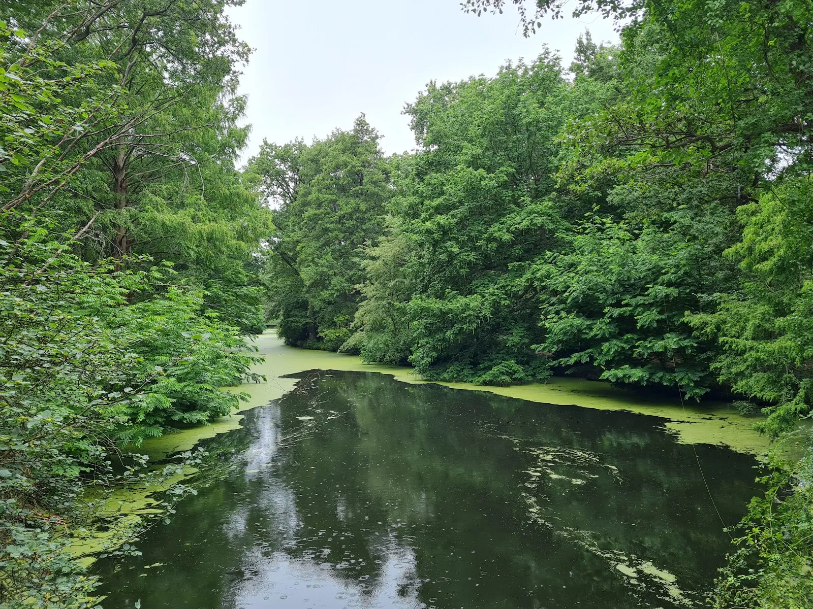 Пешеходный мост Штуфенбрюке в Берлине