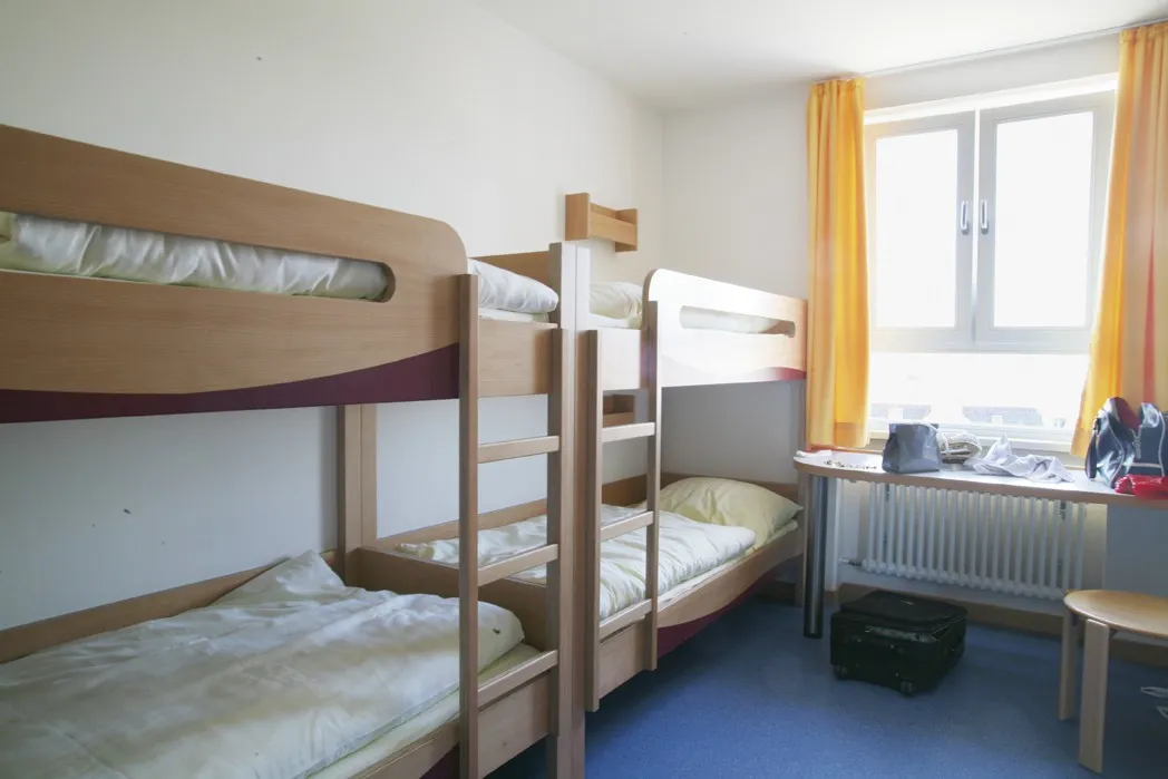 Штутгартский международный молодежный хостел, Фасад здания