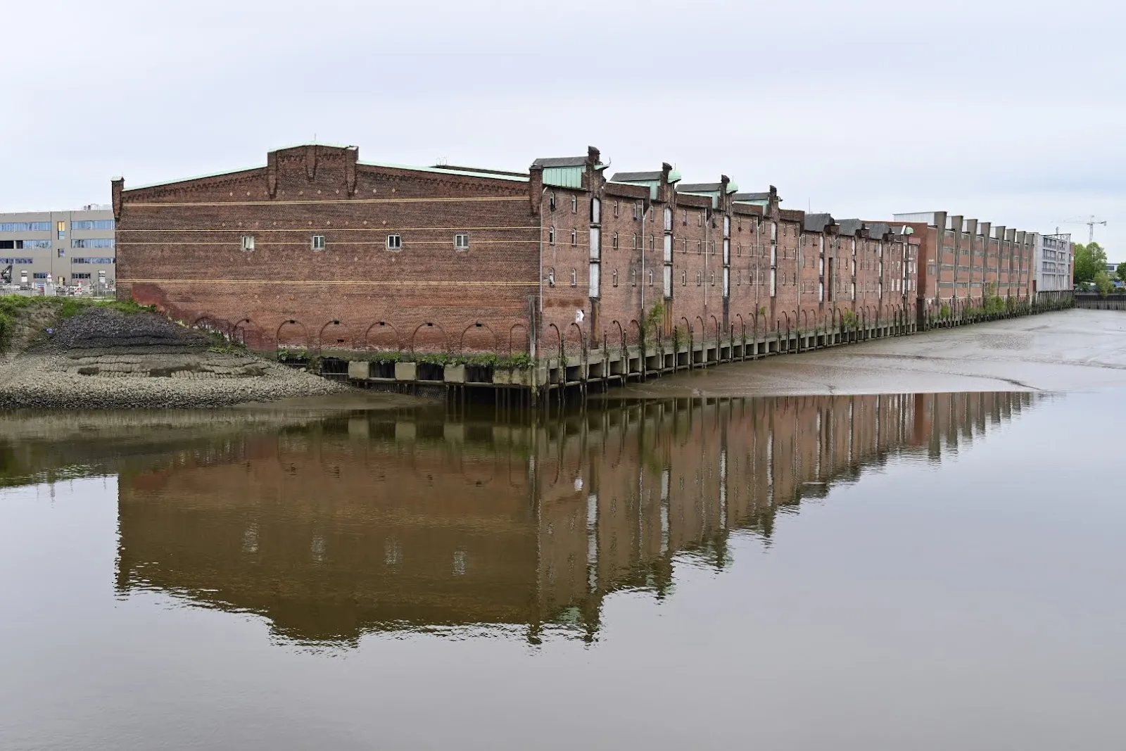 Склад G на Дессауском берегу