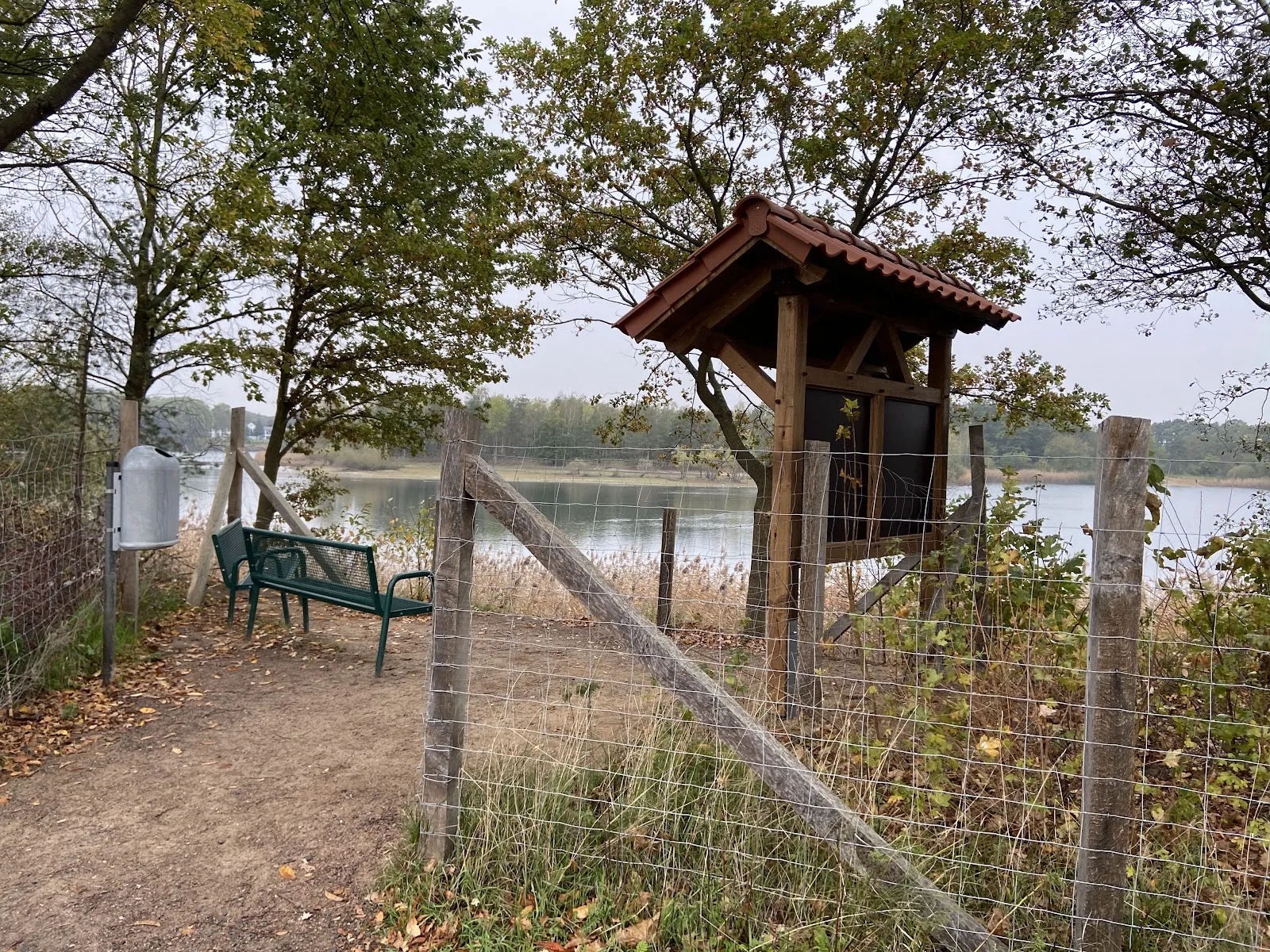 Вид на озеро Кизе со смотровой площадки