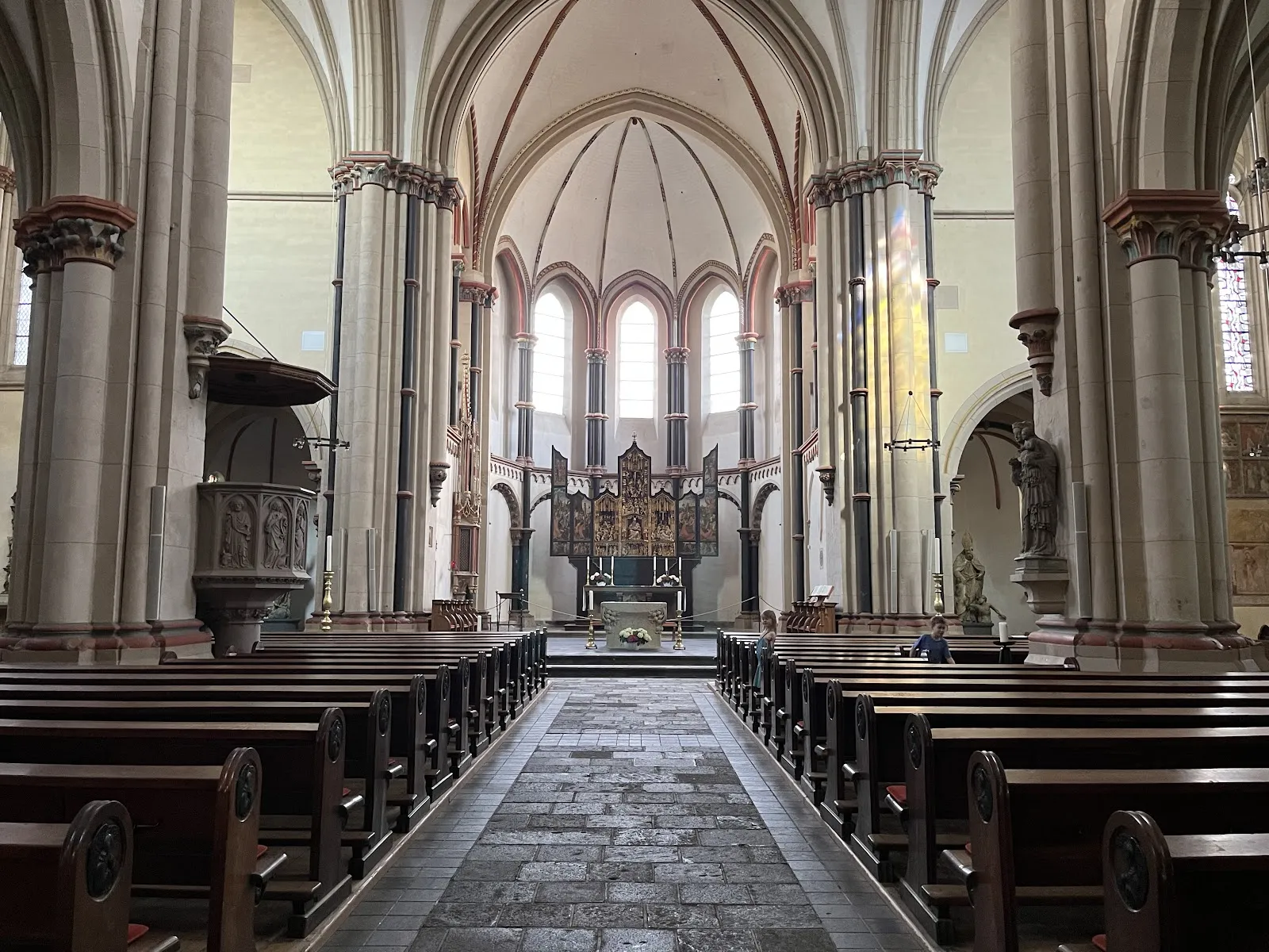 Собор Святых Иоанна Крестителя и Евангелиста в Мюнстермайфельде