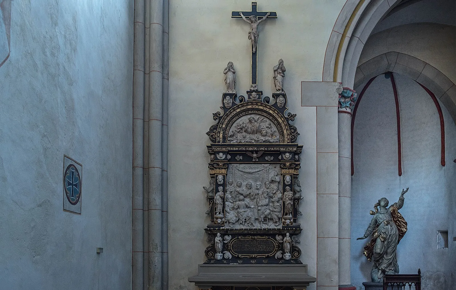 Собор Святых Иоанна Крестителя и Евангелиста в Мюнстермайфельде