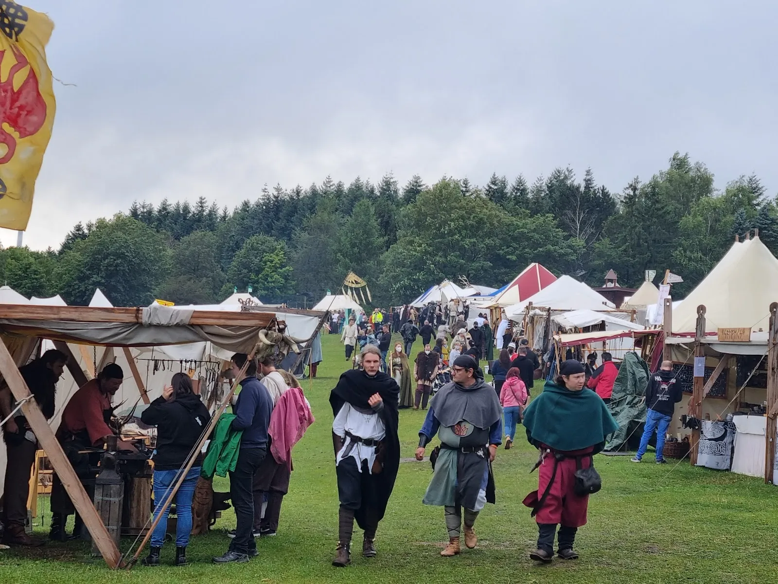 Средневековый рынок Фрайзен