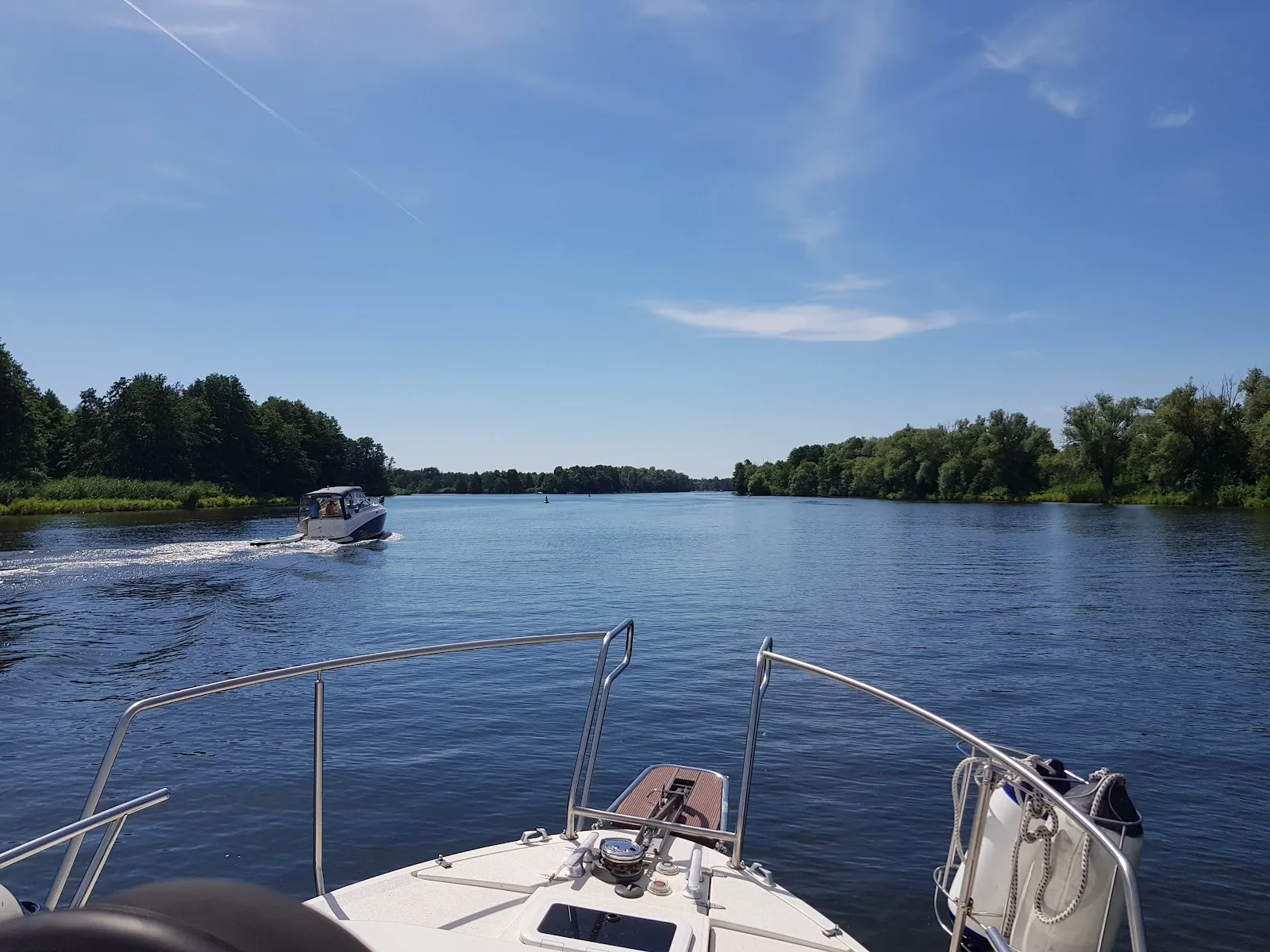 Вид на реку Хафель в природном парке Средний Хафель