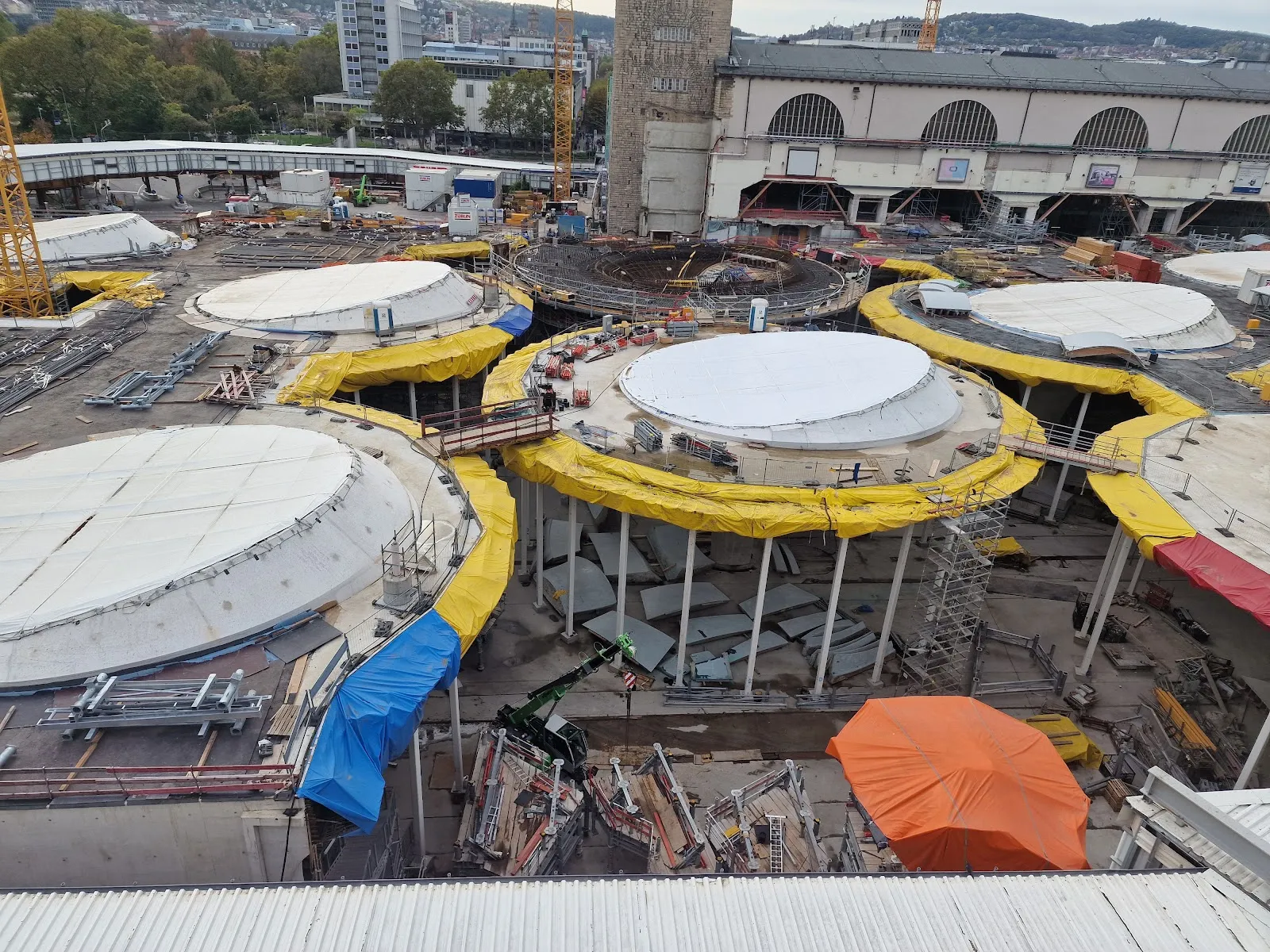 Вид на Средний Шлоссгартен в Штутгарте