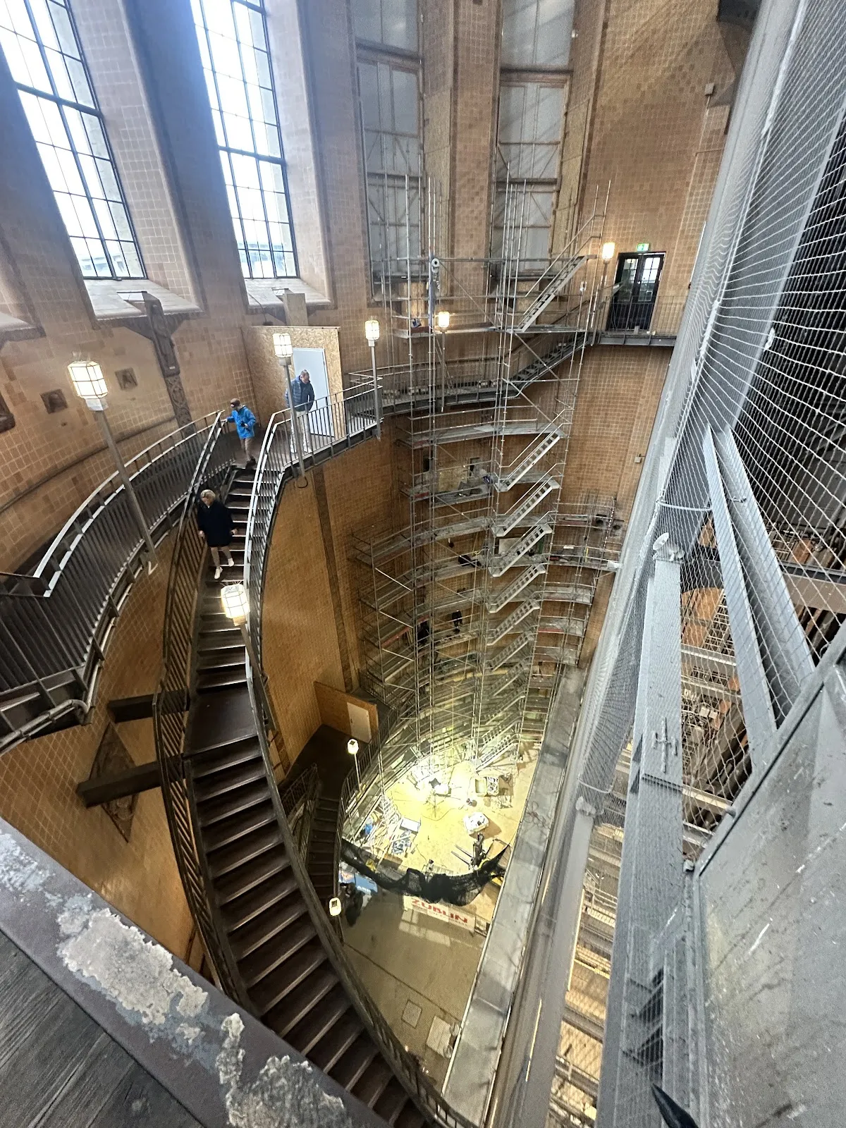 Вид на вход в Старый Эльбский тоннель в Гамбурге