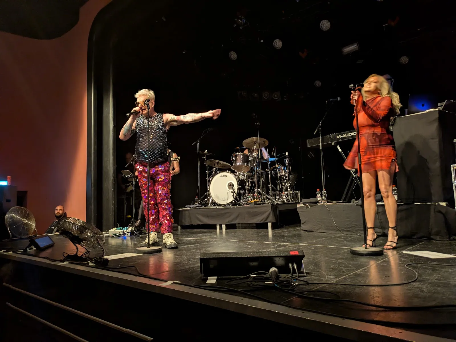 Фасад Театра Колумбия в Берлине