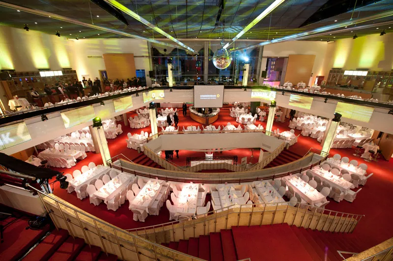 Фасад Театра Метрополь в Бремене