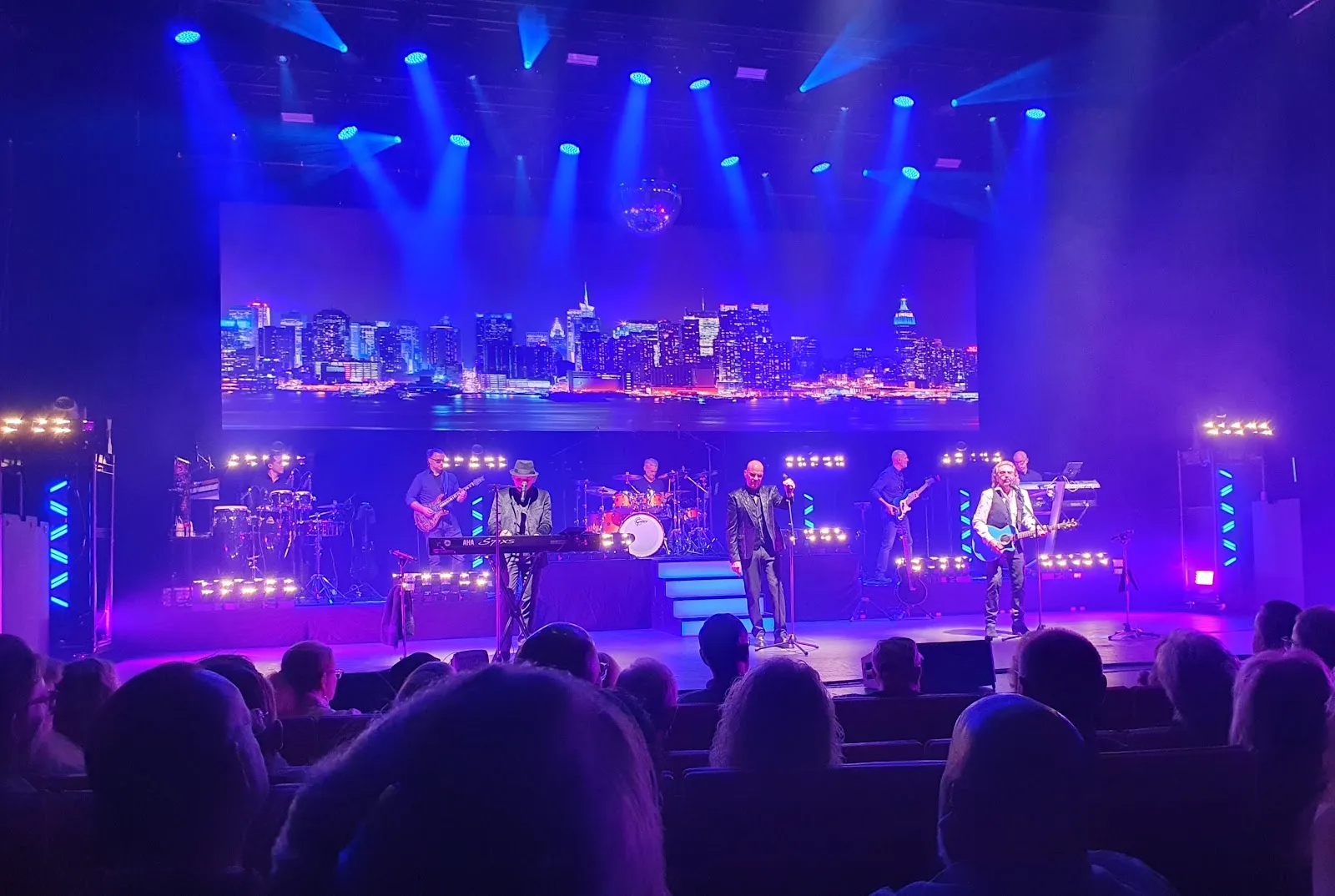 Фасад Театра Метрополь в Бремене