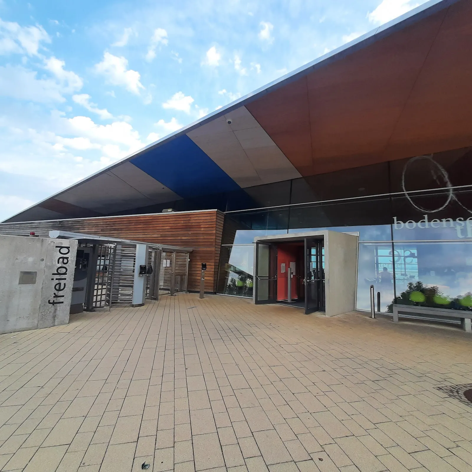 Термальный комплекс на берегу Боденского озера в Констанце