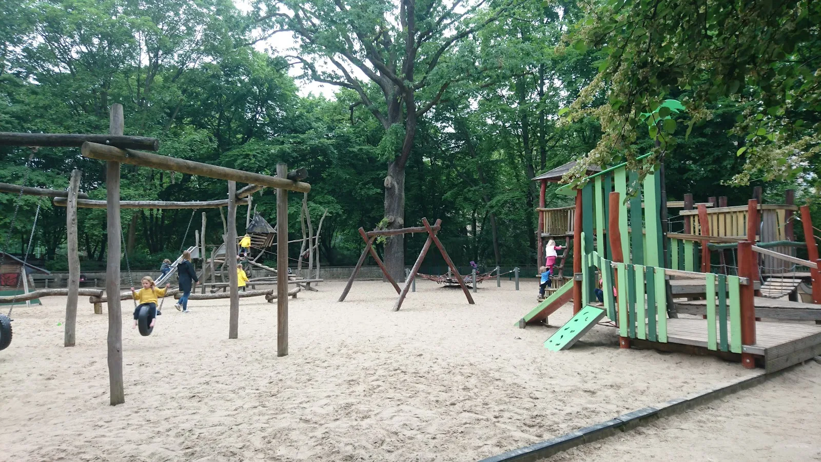 Тирпарк Нойкёльн, Берлин