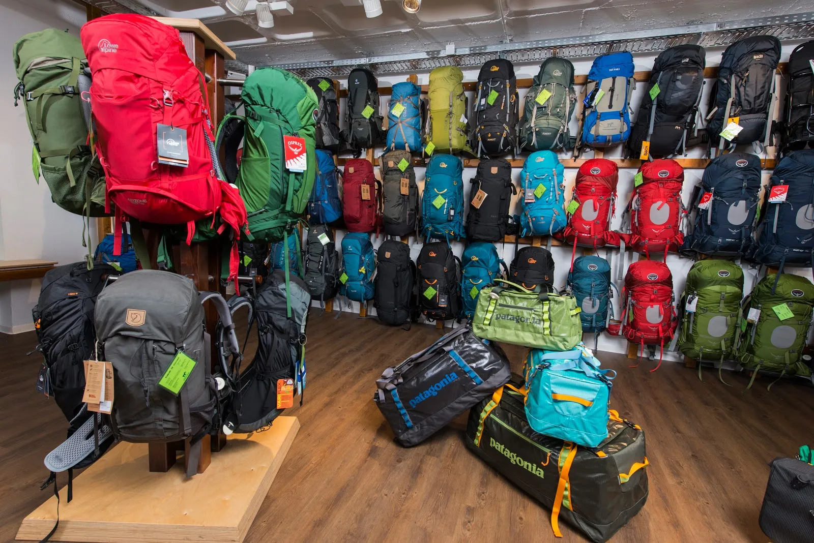 Базар Унтервегс Бремен с едой и товарами