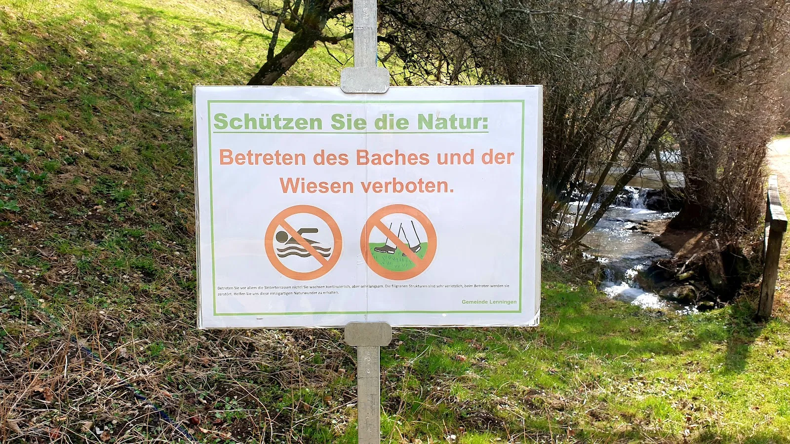 Пейзаж Верхней долины Леннинген с лесами и полями.