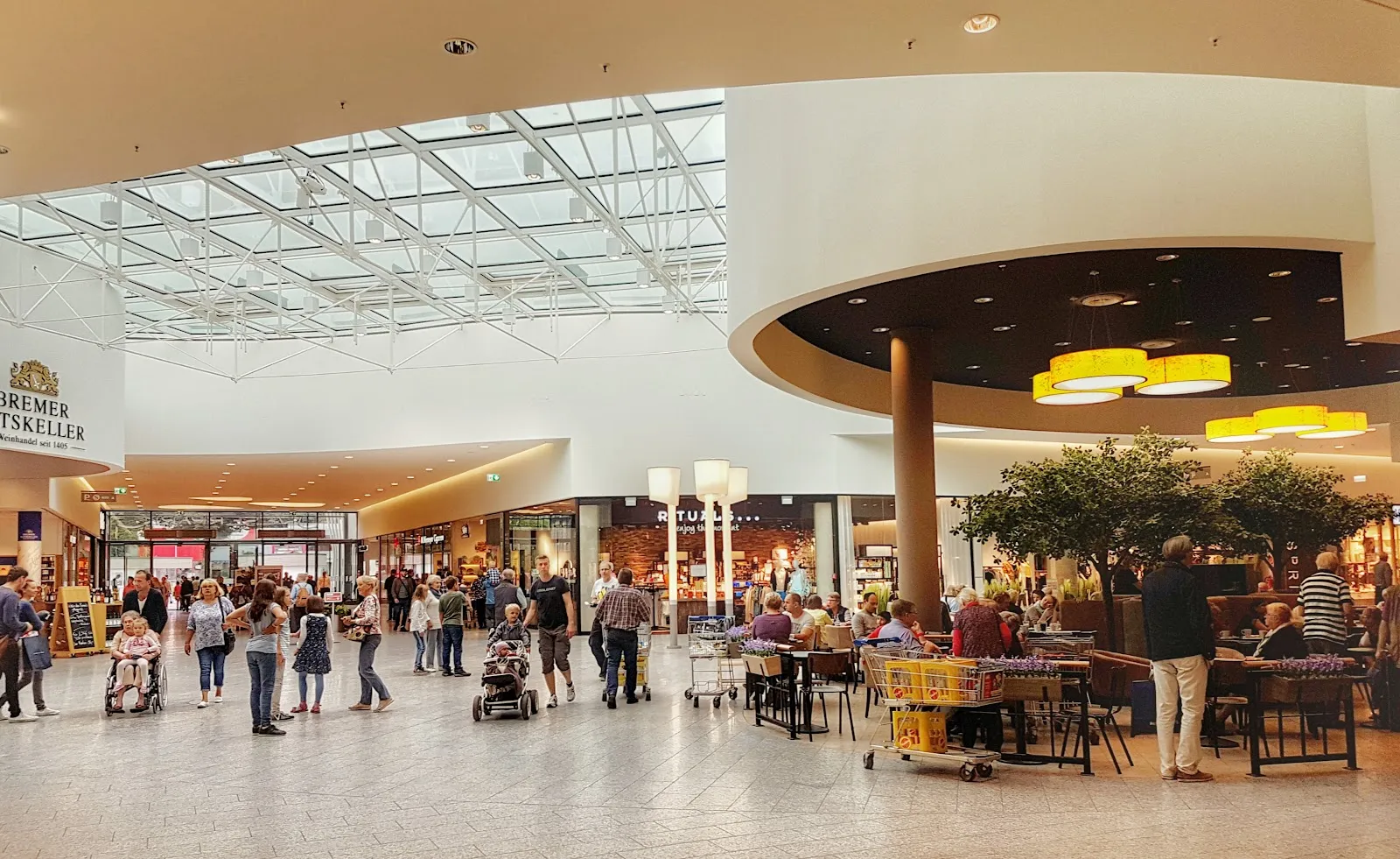 Торговый центр Weserpark в Бремене