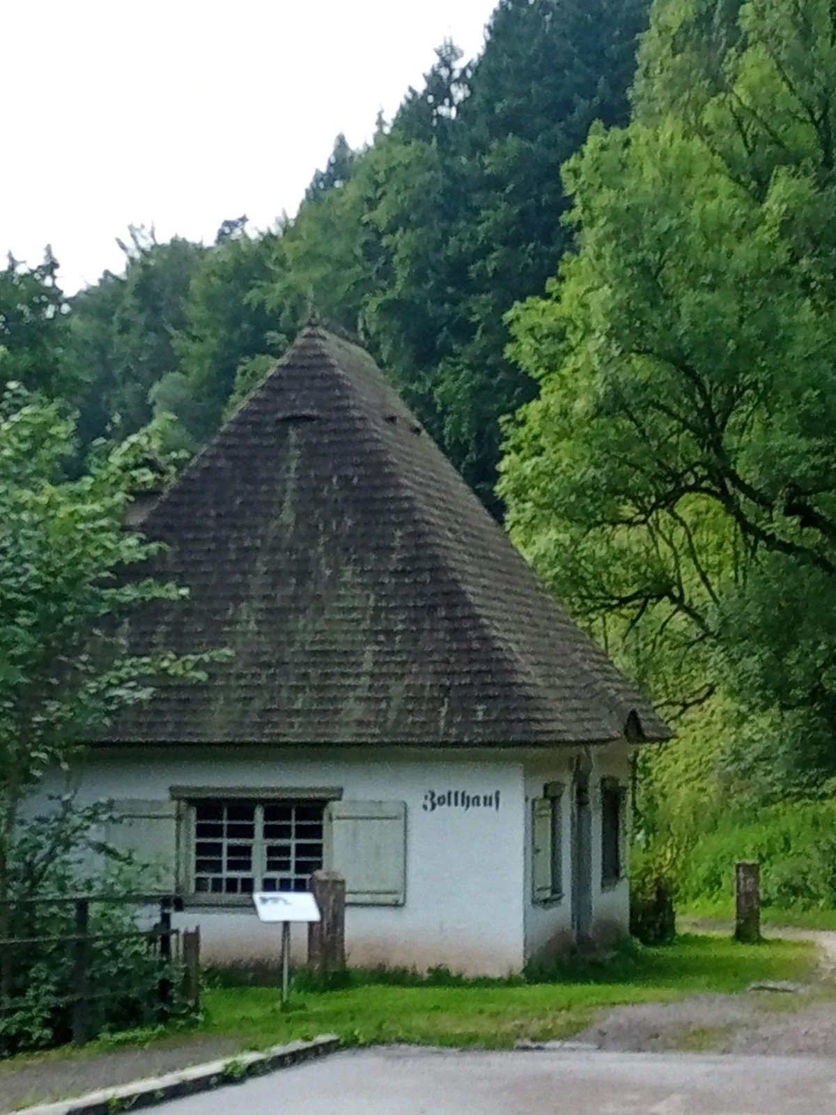 Виадукт Равенсбург, исторический железнодорожный мост в Германии.