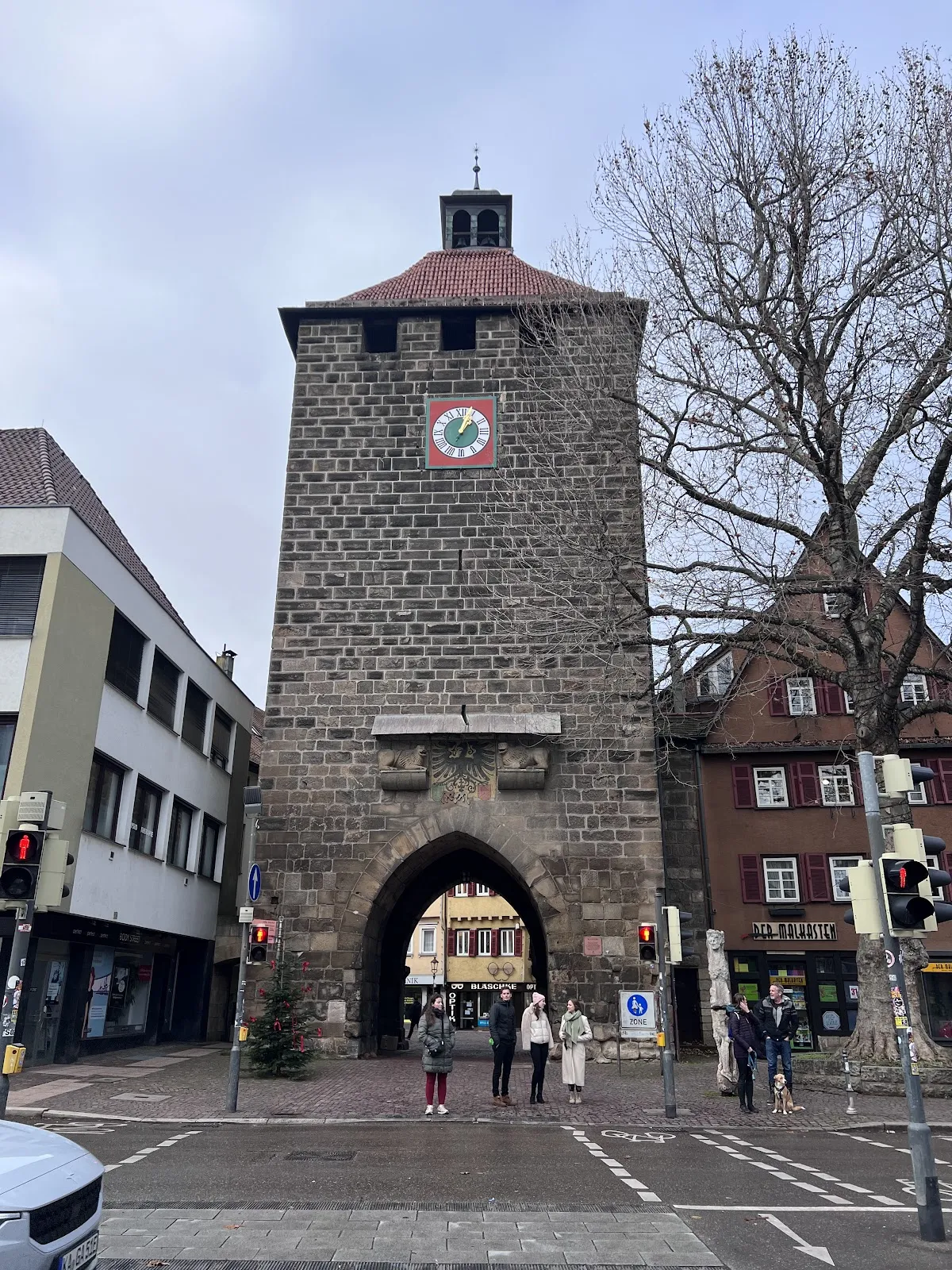 Старинные каменные городские ворота Вольфстор в Эсслингене