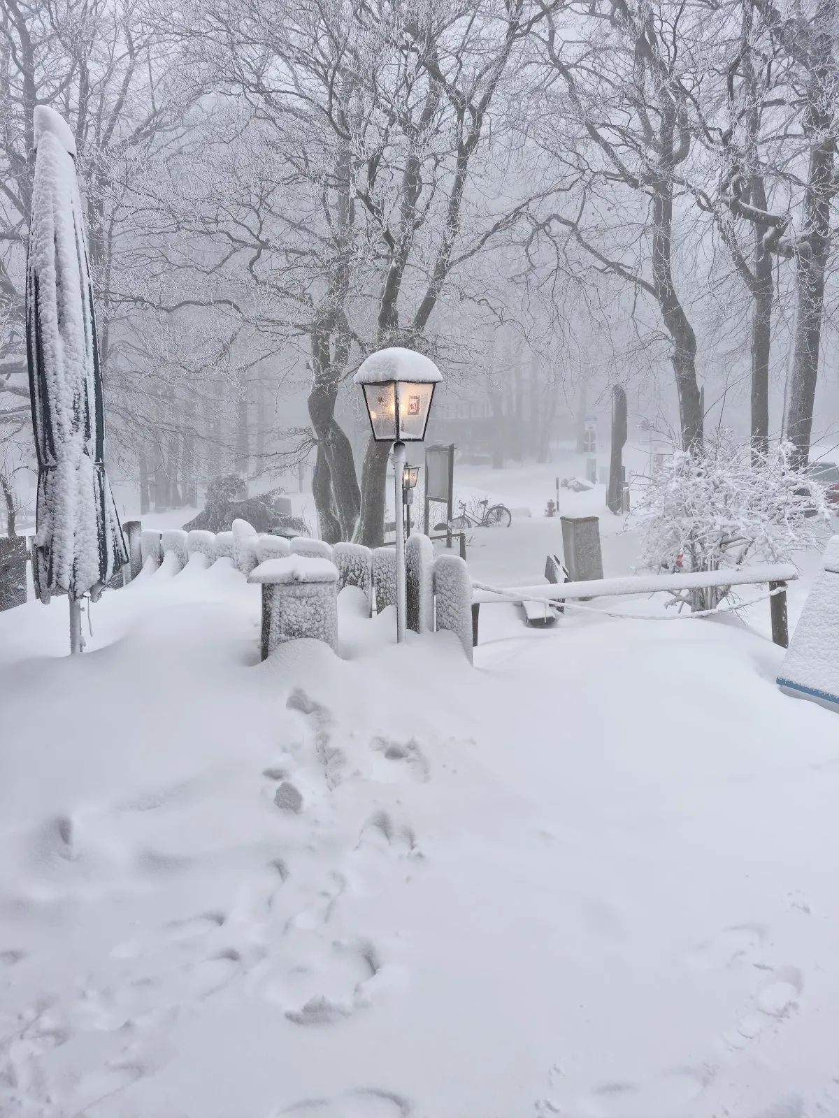 Вид на гору Хохеродскопф в солнечный день