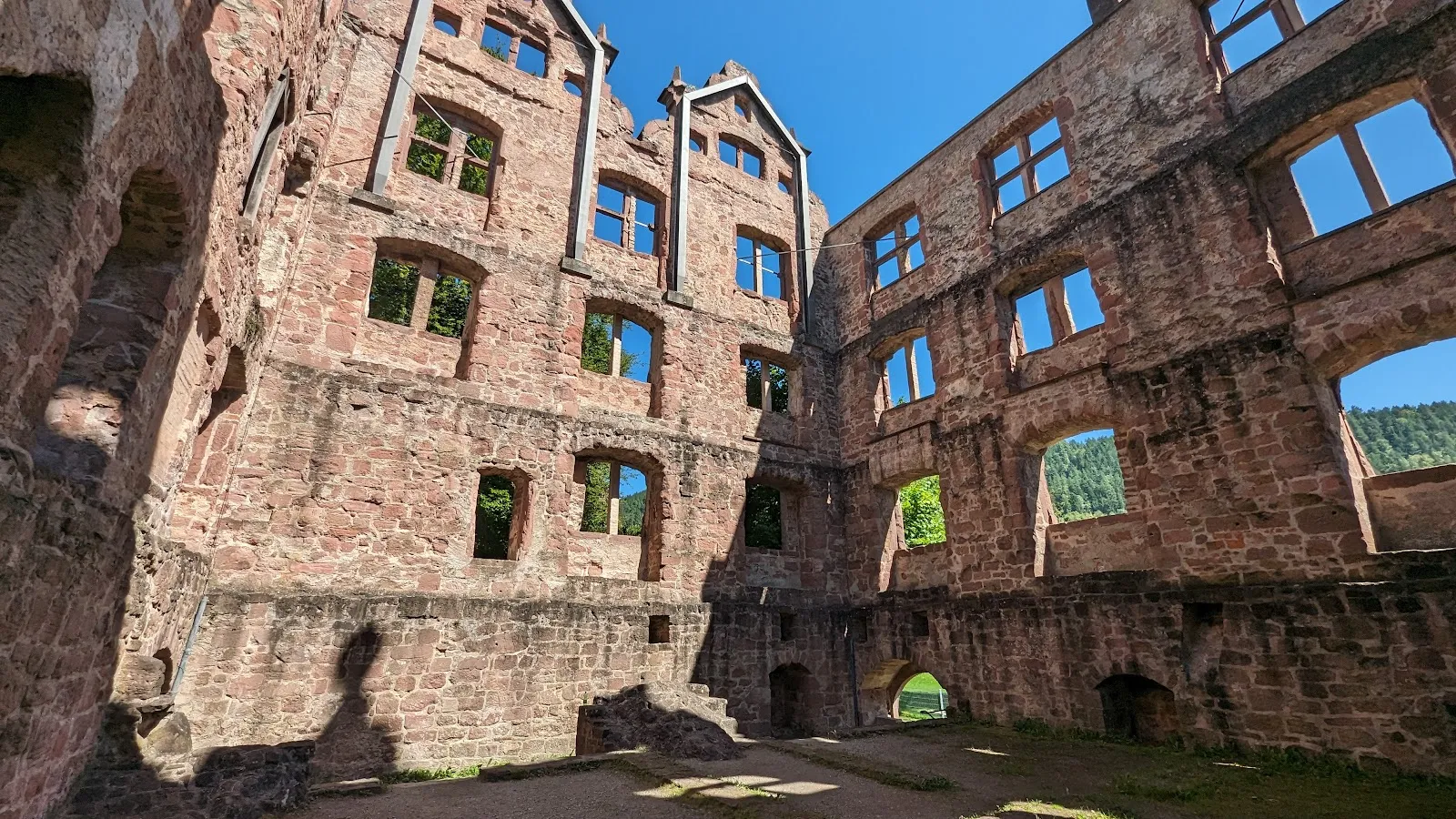 Ягдшлосс Хирзау