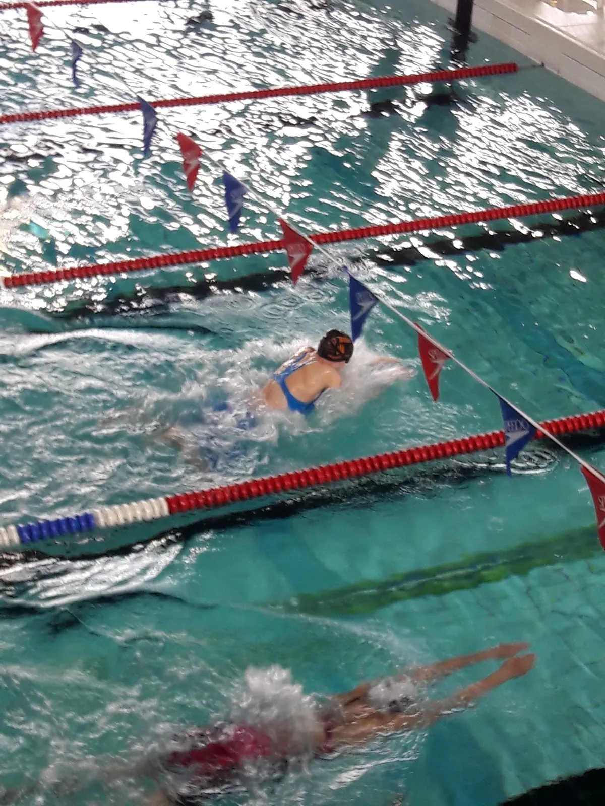 Интерьер и экстерьер Юнибад Бремен.