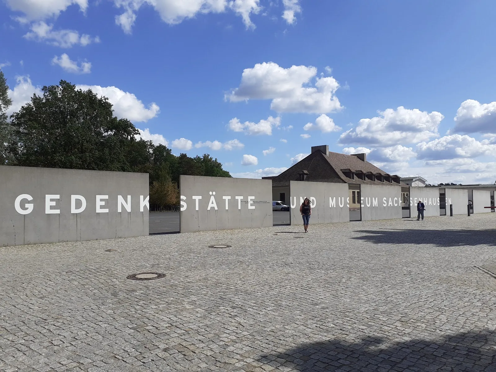 Здание музея и мемориала Заксенхаузен