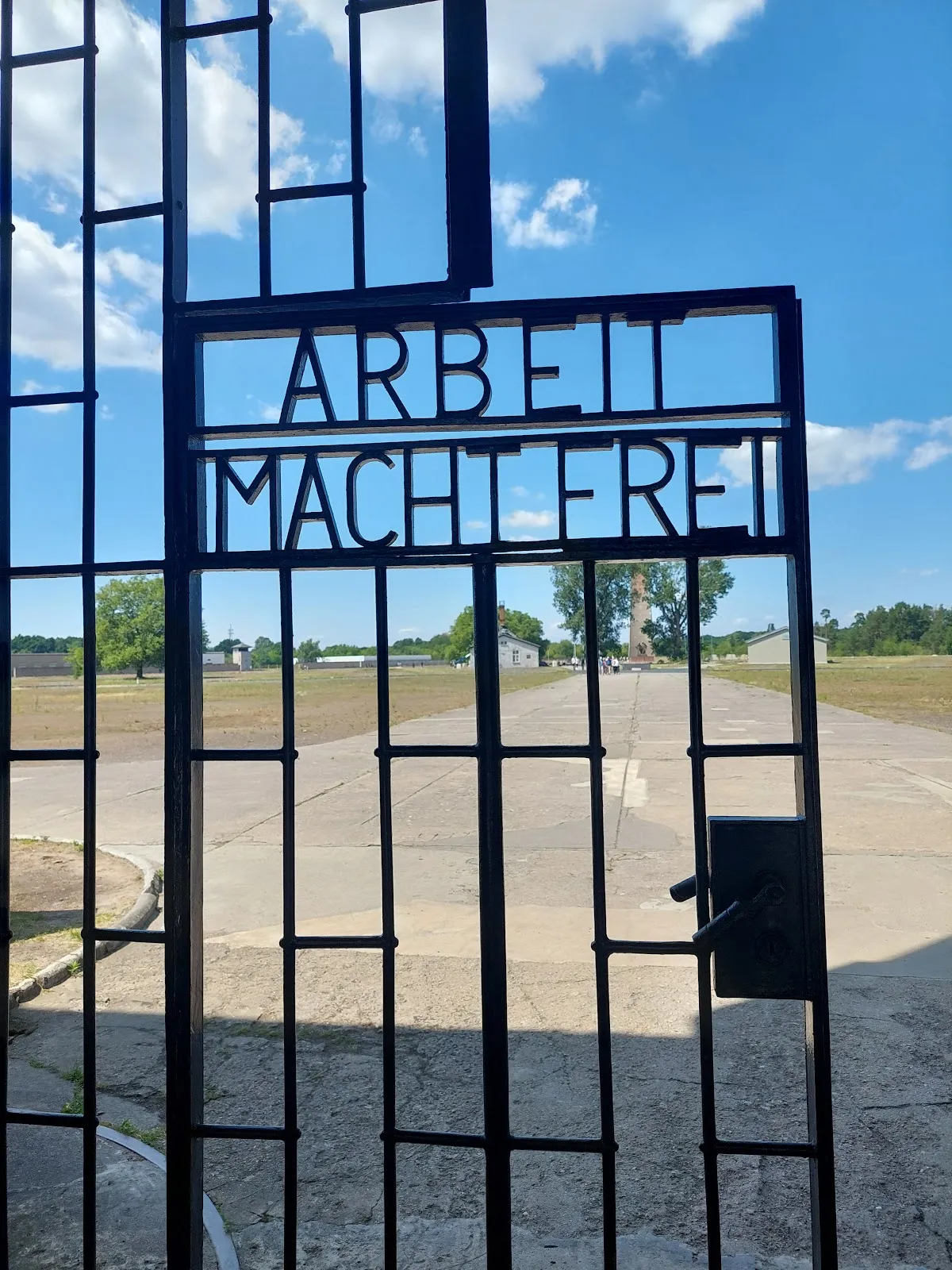 Здание музея и мемориала Заксенхаузен